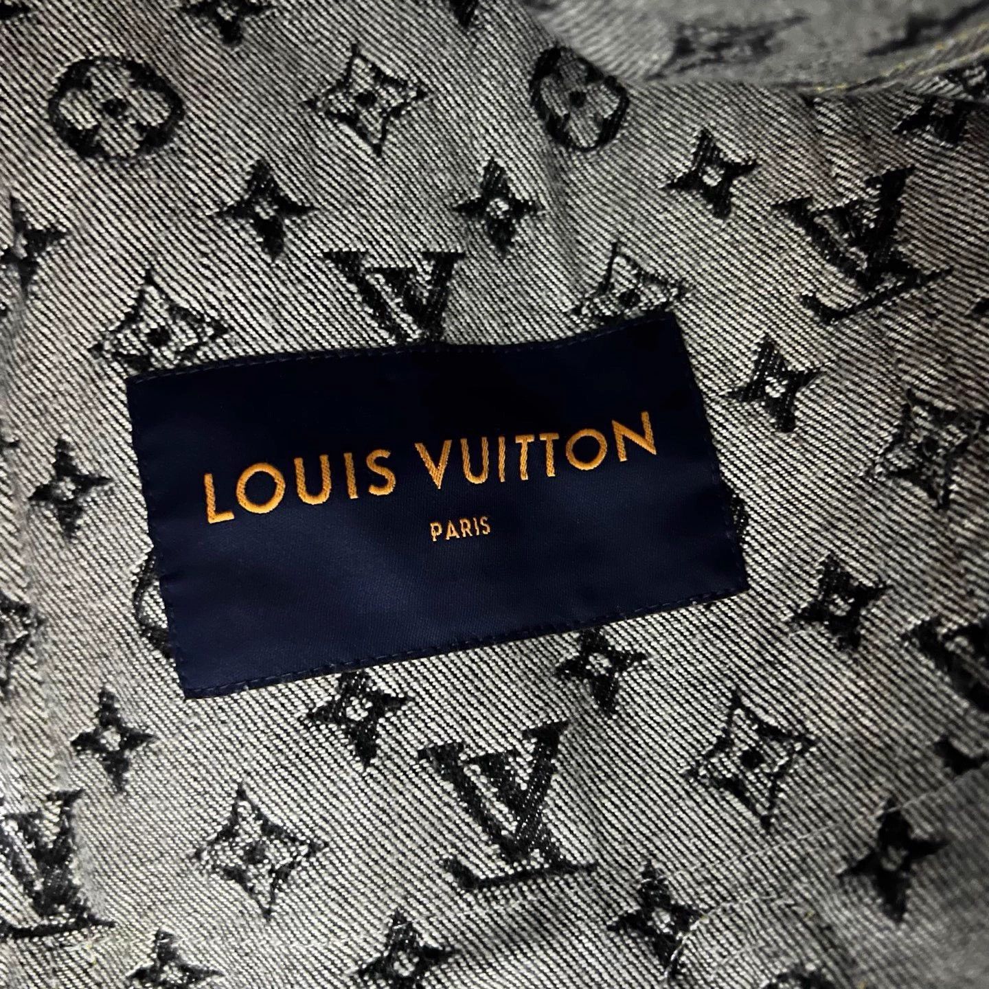 Louis Vuitton Louis Vuitton Deconstructed Monogram Denim Jacket Size US L / EU 52-54 / 3 - 4 Thumbnail