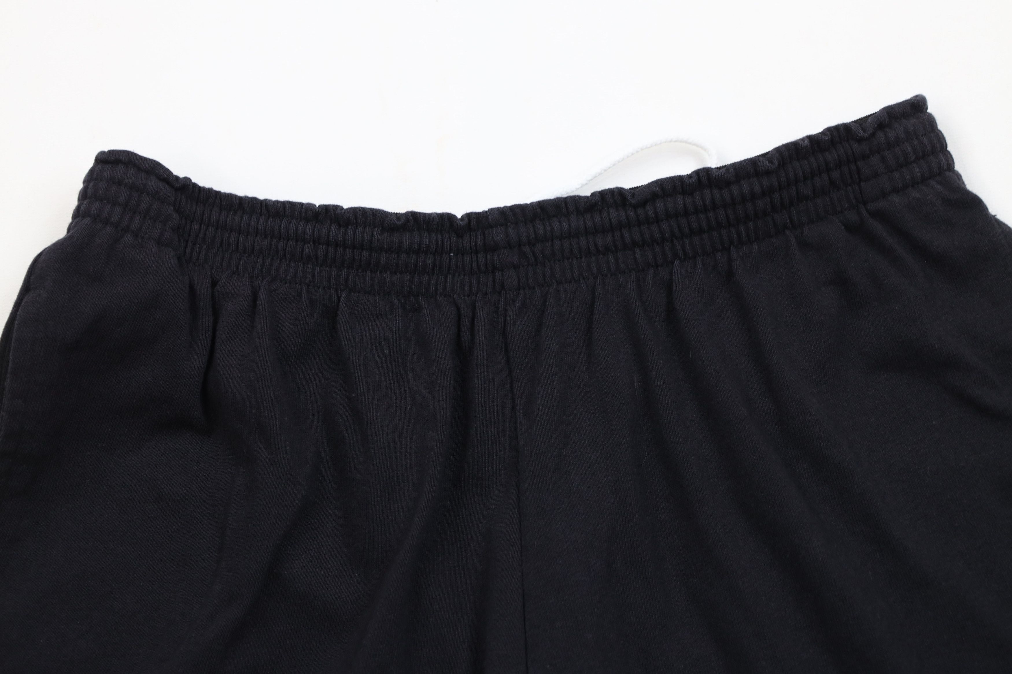 Champion Vintage Champion Classic Logo Above Knee Heavyweight Shorts Size US 32 / EU 48 - 2 Thumbnail
