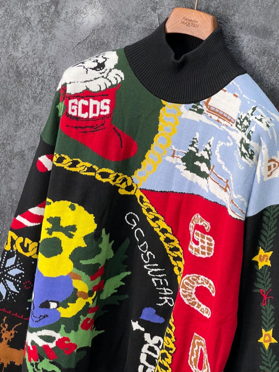 GCDS GCDS Floral Turtleneck Sweater Size US S / EU 44-46 / 1 - 5 Thumbnail