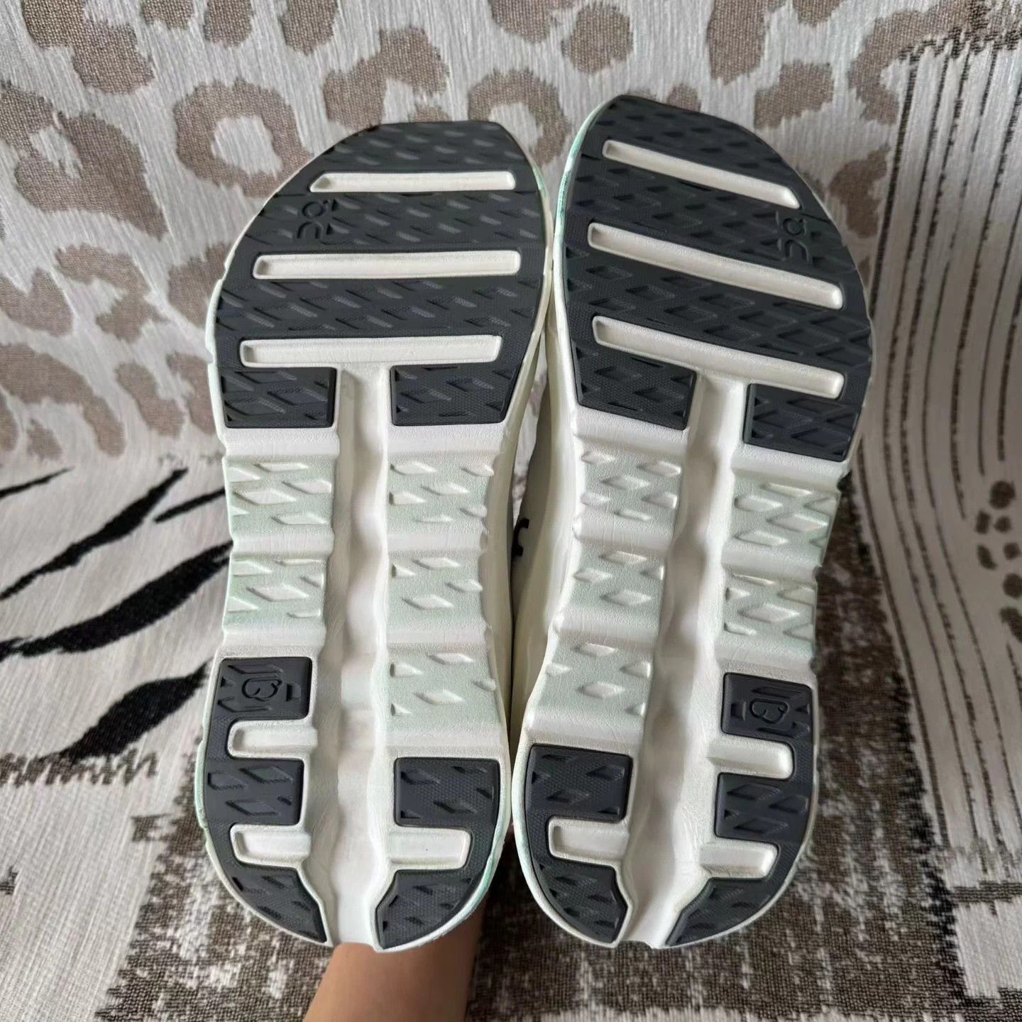 Other On Cloudtilt Low-Top Running Shoes Men's Grey/White 46 Size US 11 / EU 44 - 6 Thumbnail