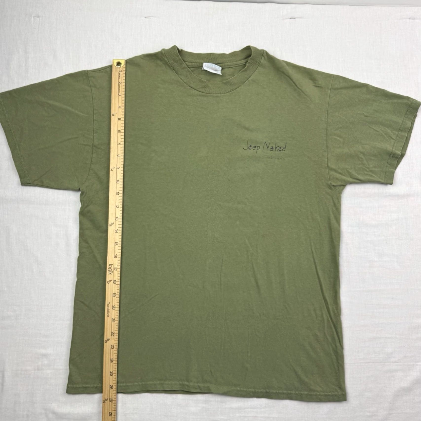 Hanes VINTAGE Hanes Jeep Naked T-Shirt Adult Large Green 90s Funny Hipster Mens Size US L / EU 52-54 / 3 - 7 Thumbnail