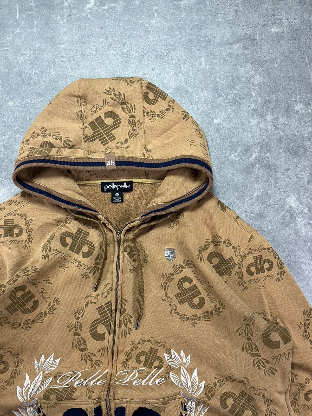 Pelle Pelle 00s Pelle Pelle Embroidered Multilogo Baggy Heavy Zip Hoodie Size US XXL / EU 58 / 5 - 4 Thumbnail