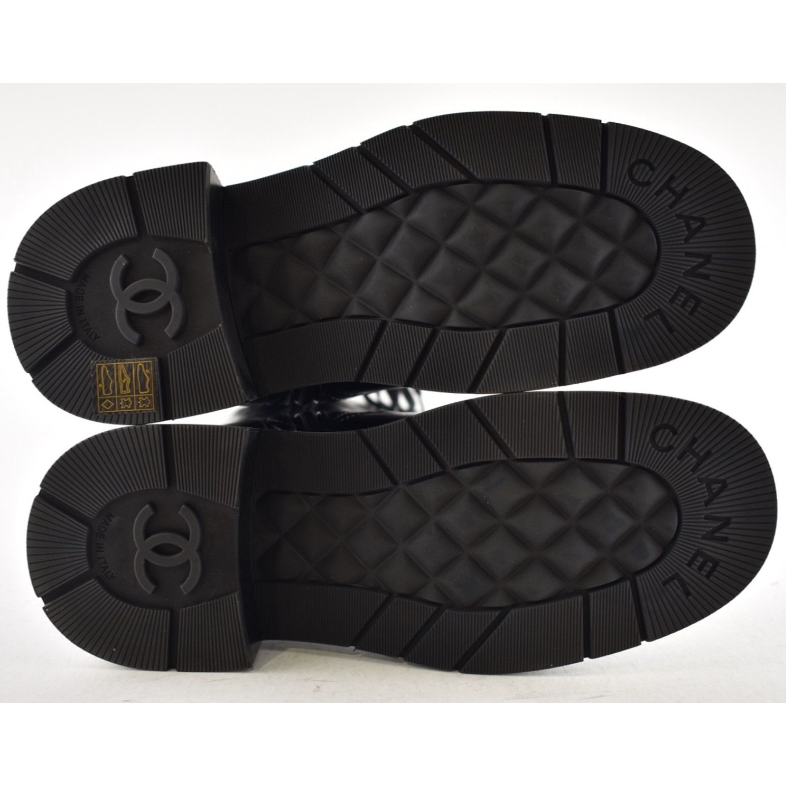 Chanel Chanel 24K Black Quilted CC Combat Lace Up Tall Boots 36 Size US 5 / IT 35 - 18 Thumbnail