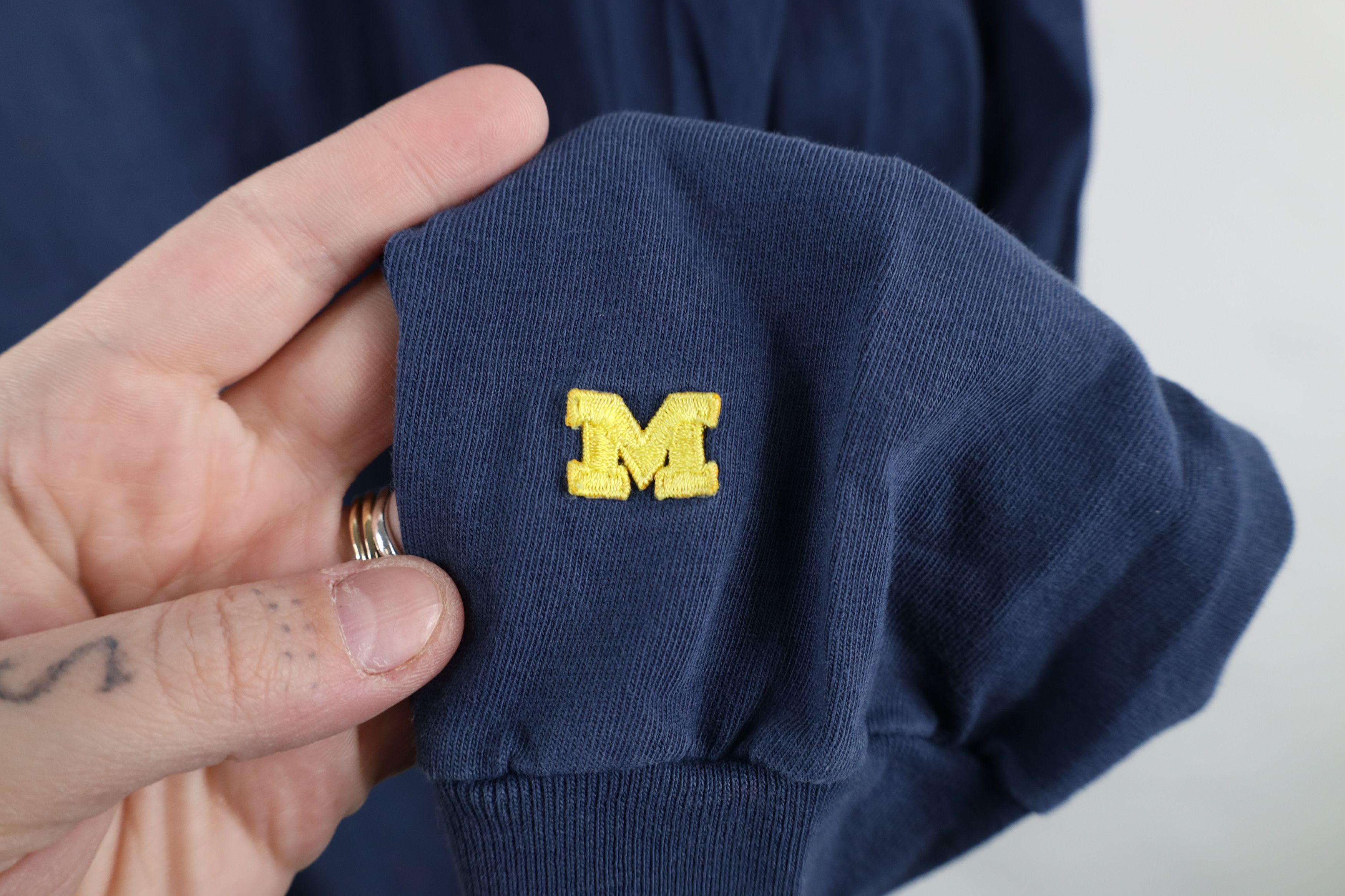 Vintage Vintage 90s University of Michigan Long Sleeve T-Shirt USA Size US XXL / EU 58 / 5 - 10 Thumbnail