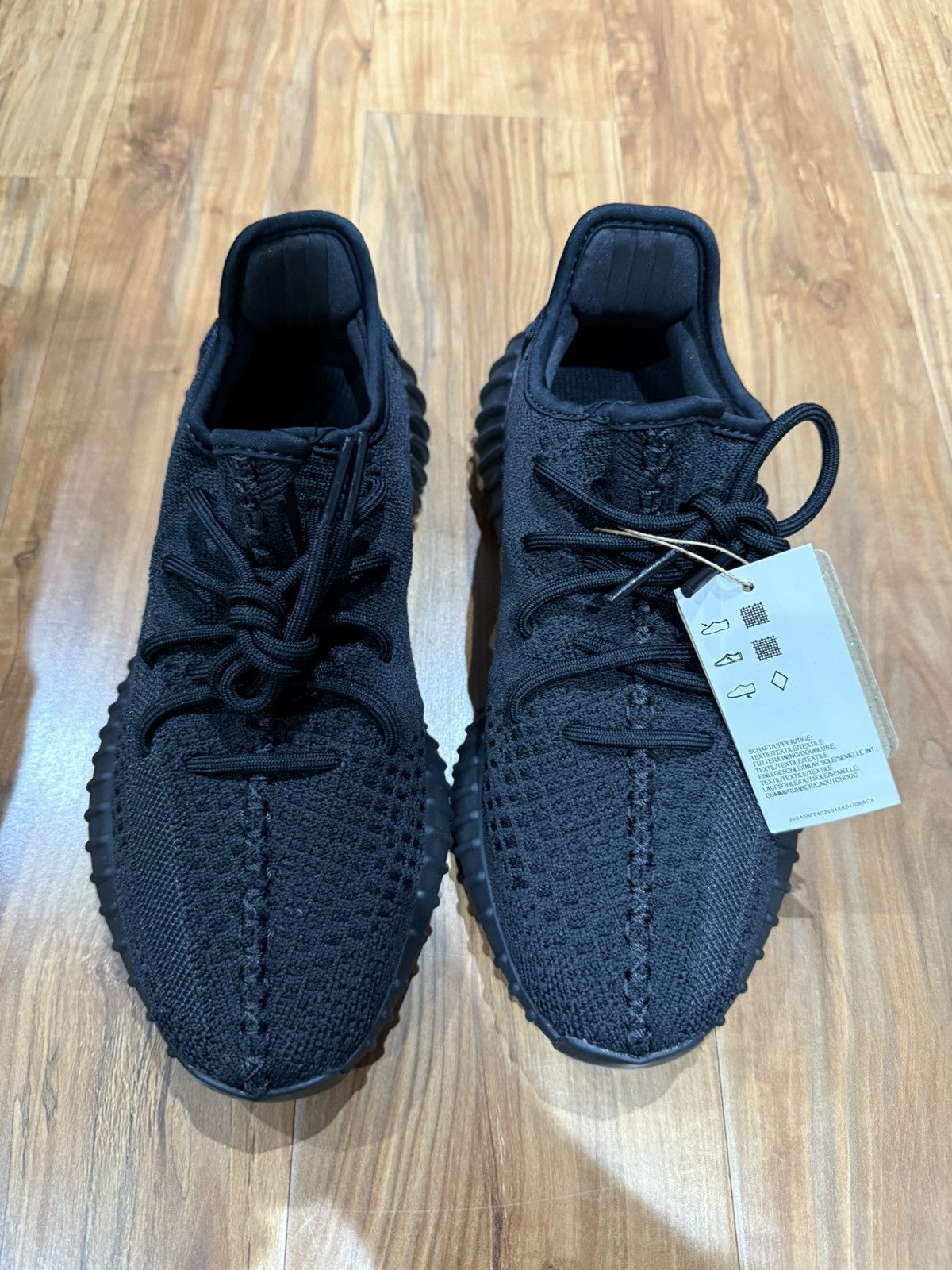 Yeezy Boost 350 V2 Onyx