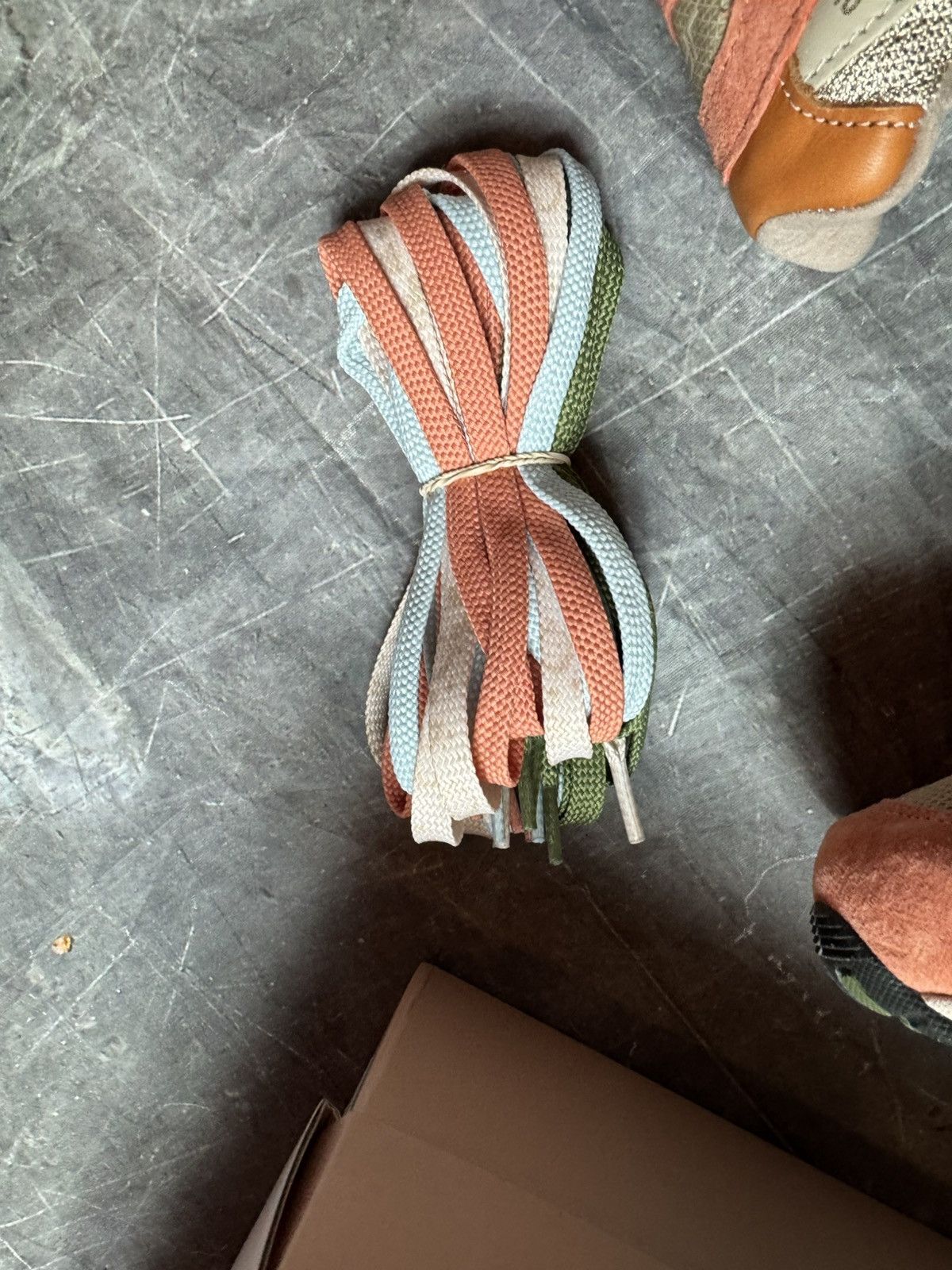 Joe Freshgoods New Balance 992 MiUSA Joe Freshgoods Aged Well Size US 13 / EU 46 - 8 Thumbnail
