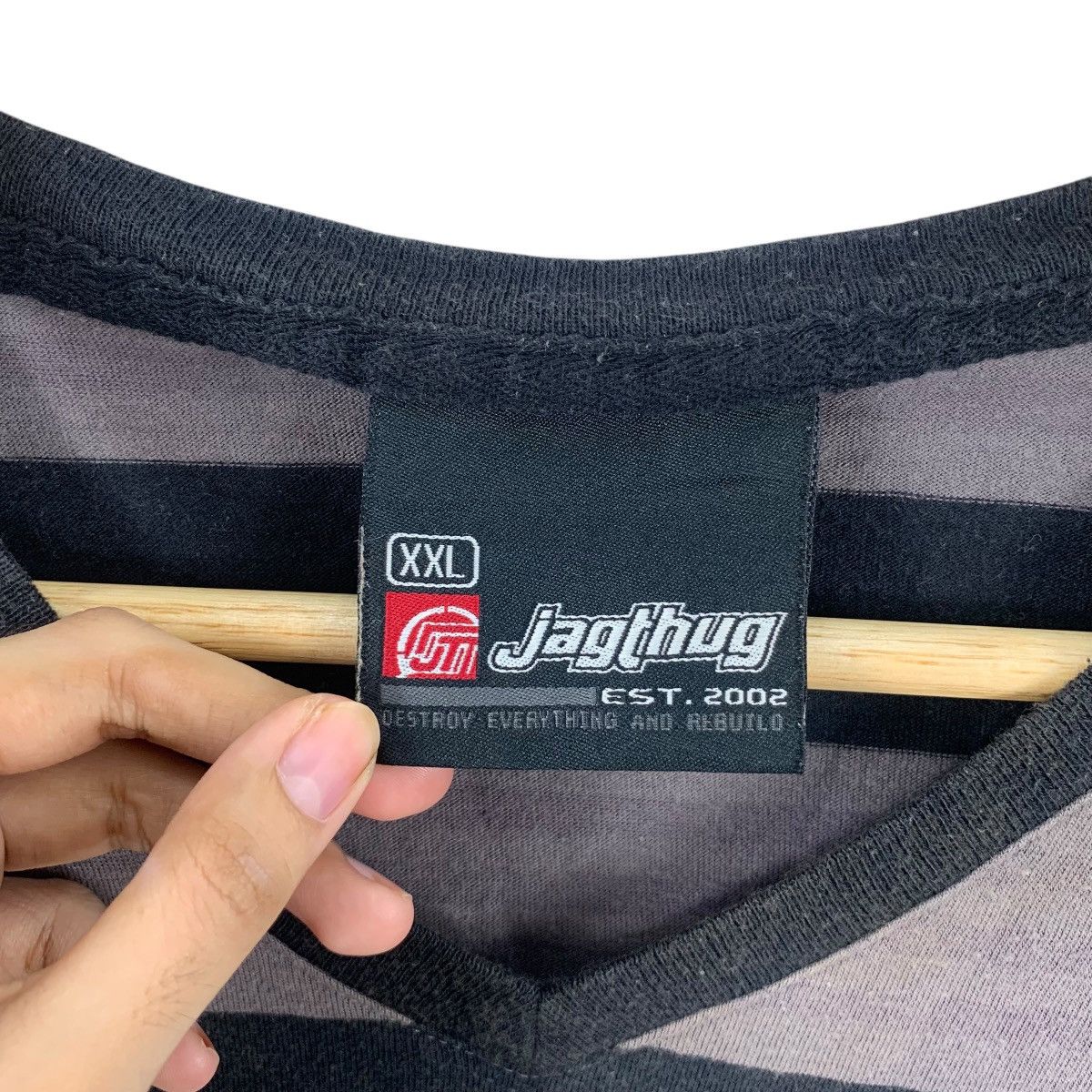 Other JAGTHUG JAG JEANS Collection Striped Tee Shirt Top V-Neck Size US XXL / EU 58 / 5 - 8 Thumbnail