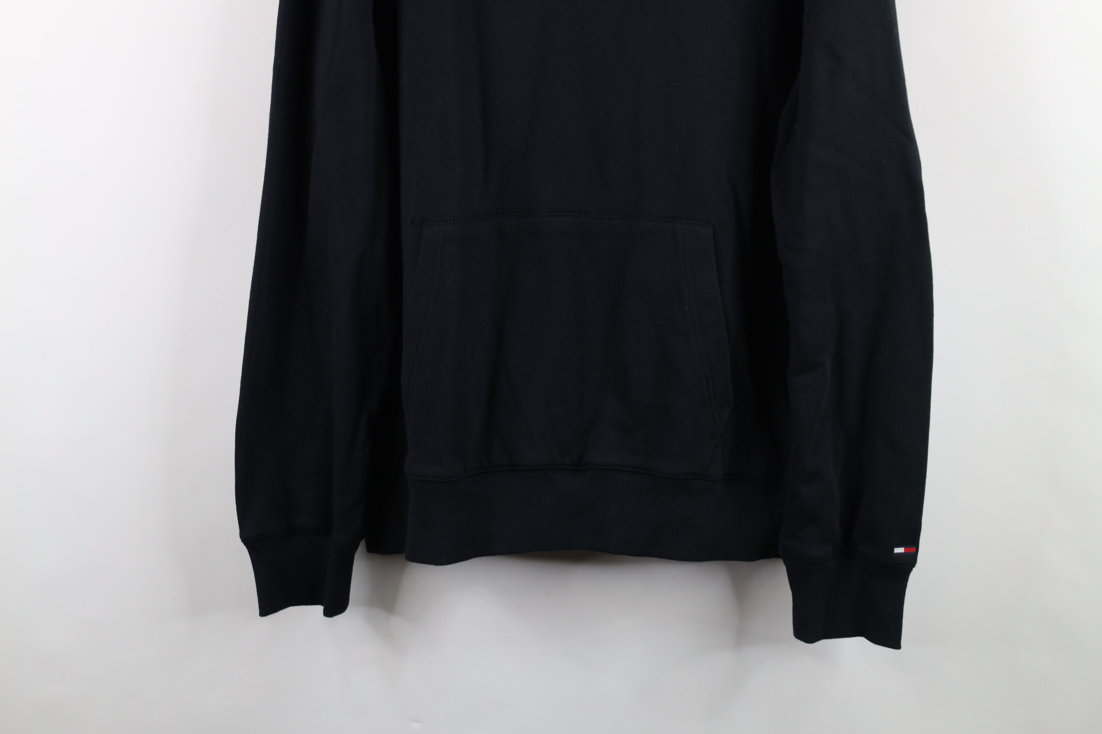Tommy Hilfiger × Vintage Vintage Y2K Tommy Hilfiger Out Felt Patch Hoodie Sweatshirt Size US L / EU 52-54 / 3 - 3 Thumbnail