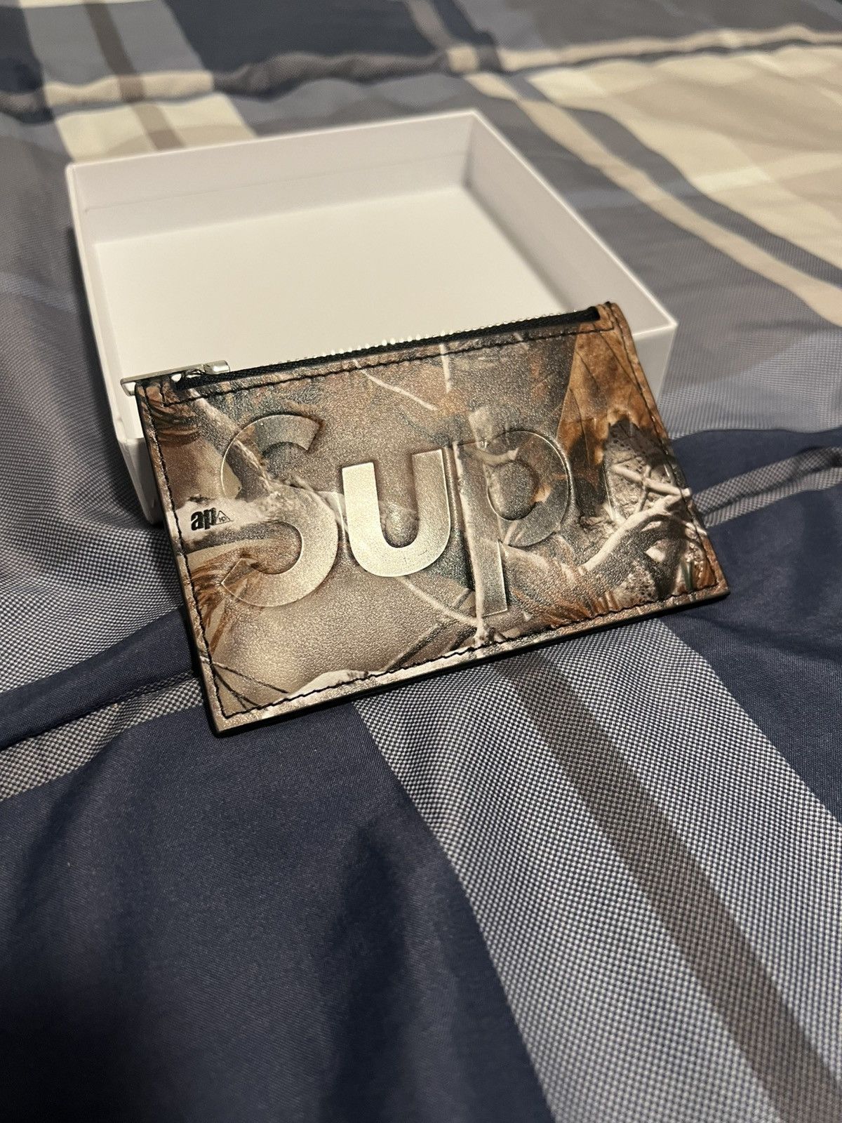 Supreme Supreme Leather Zip Card Holder RealTree Size ONE SIZE - 2 Thumbnail
