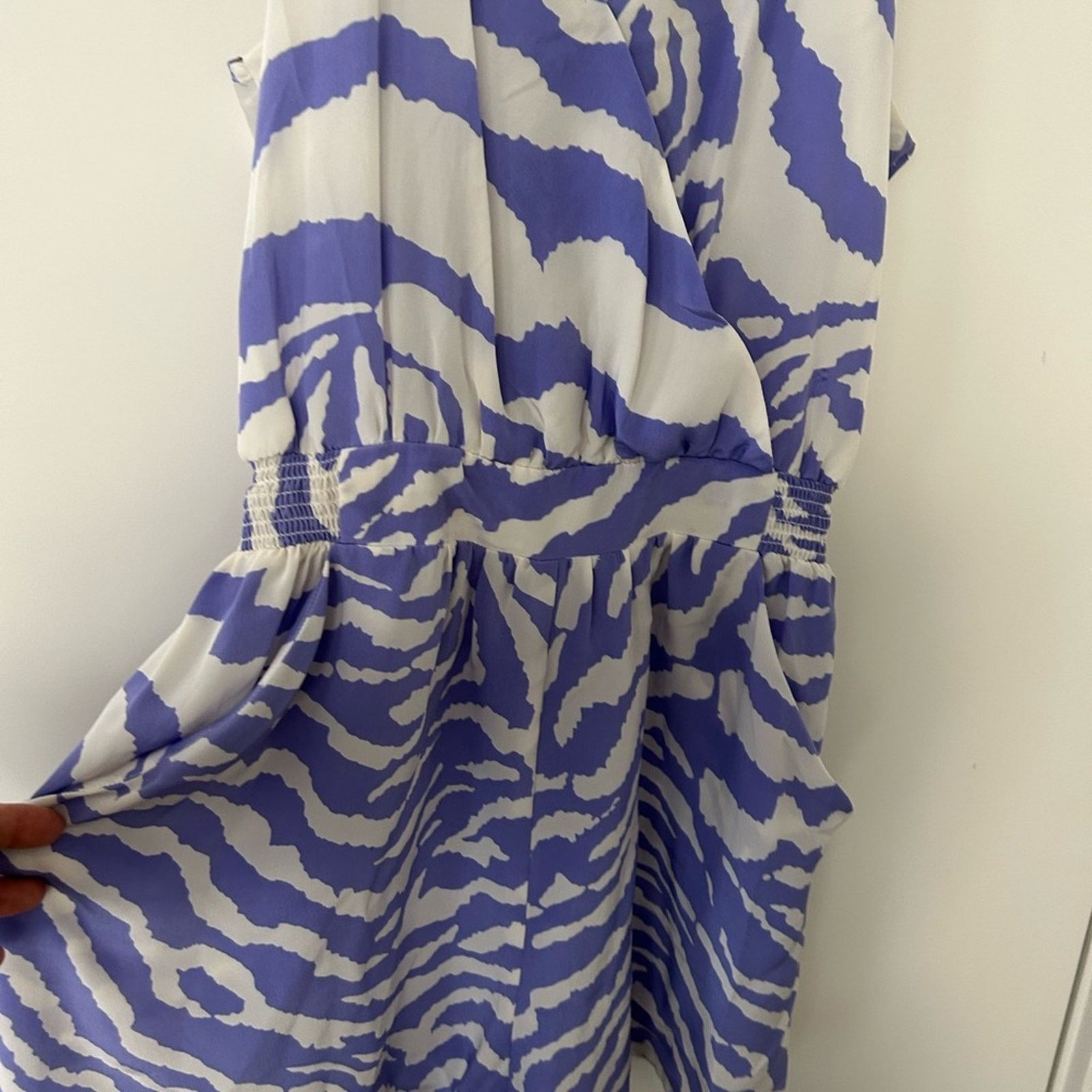 Other Charlie Jade lilac zebra print silk women’s large romper Size 37" - 8 Thumbnail