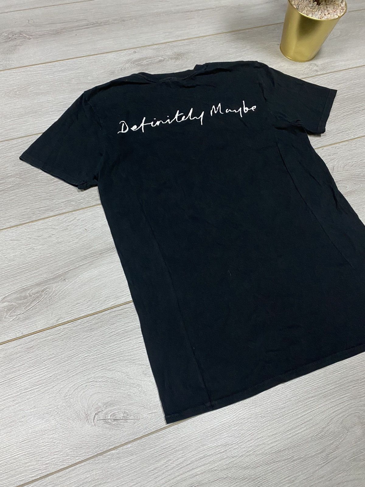 Band Tees Oasis Band Tee T-Shirt definitely maybe Size US M / EU 48-50 / 2 - 7 Thumbnail
