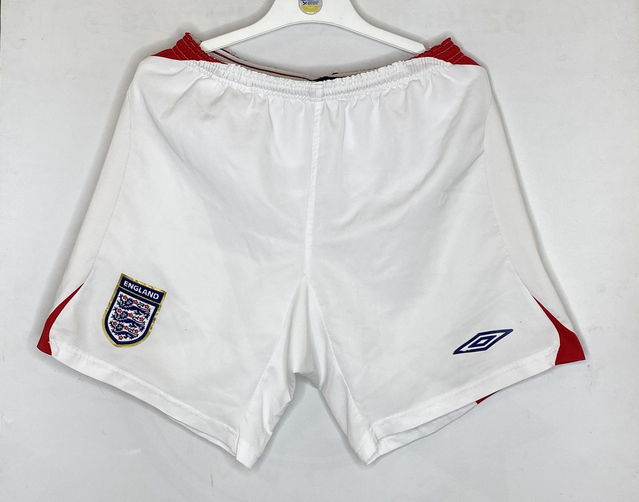 Umbro ENGLAND NATIONAL TEAM 2006 2008 AWAY FOOTBALL SOCCER SHORTS Size US 34 / EU 50 - 1 Thumbnail