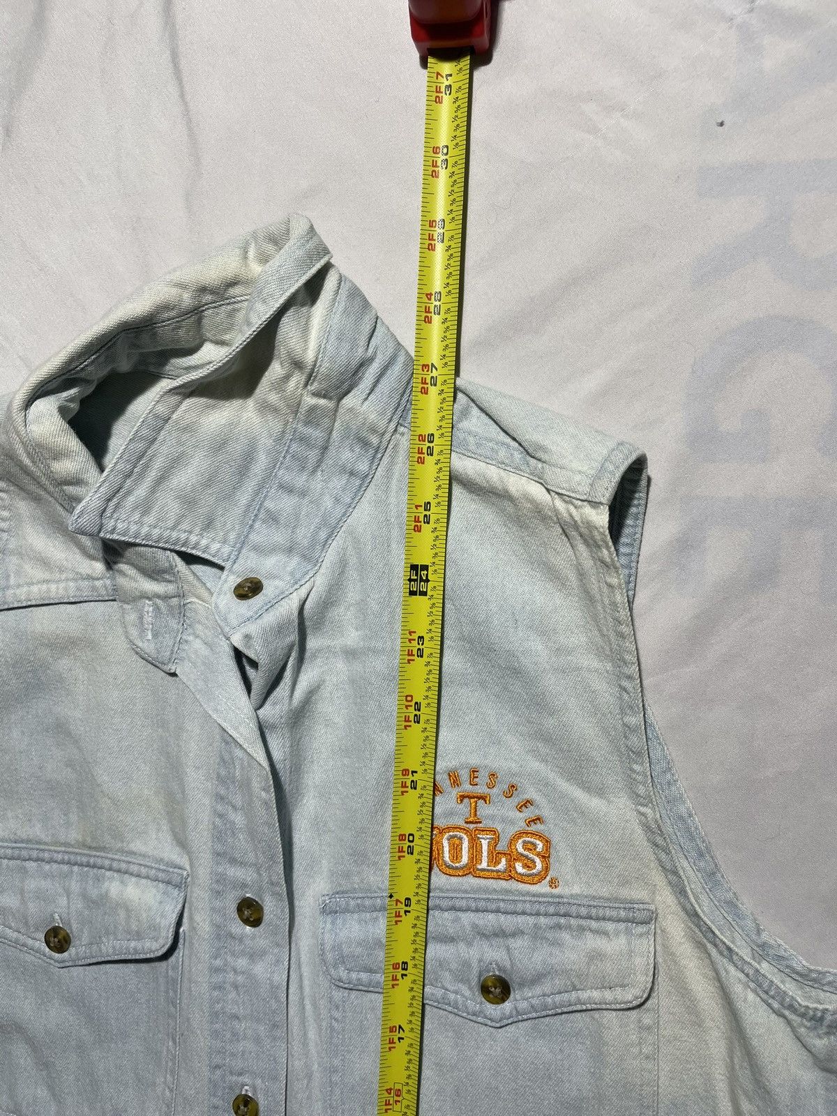 Other Vintage 90s UT Vols Sleeveless Denim Vest Mens Small NCAA Size US S / EU 44-46 / 1 - 3 Thumbnail