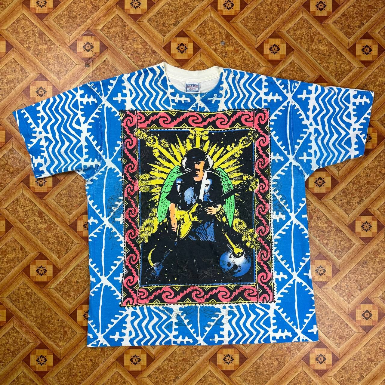 Band Tees 90s Vintage 1994 Carlos Santana Heaven Smiles AOP T-Shirt Size US XL / EU 56 / 4 - 2 Thumbnail