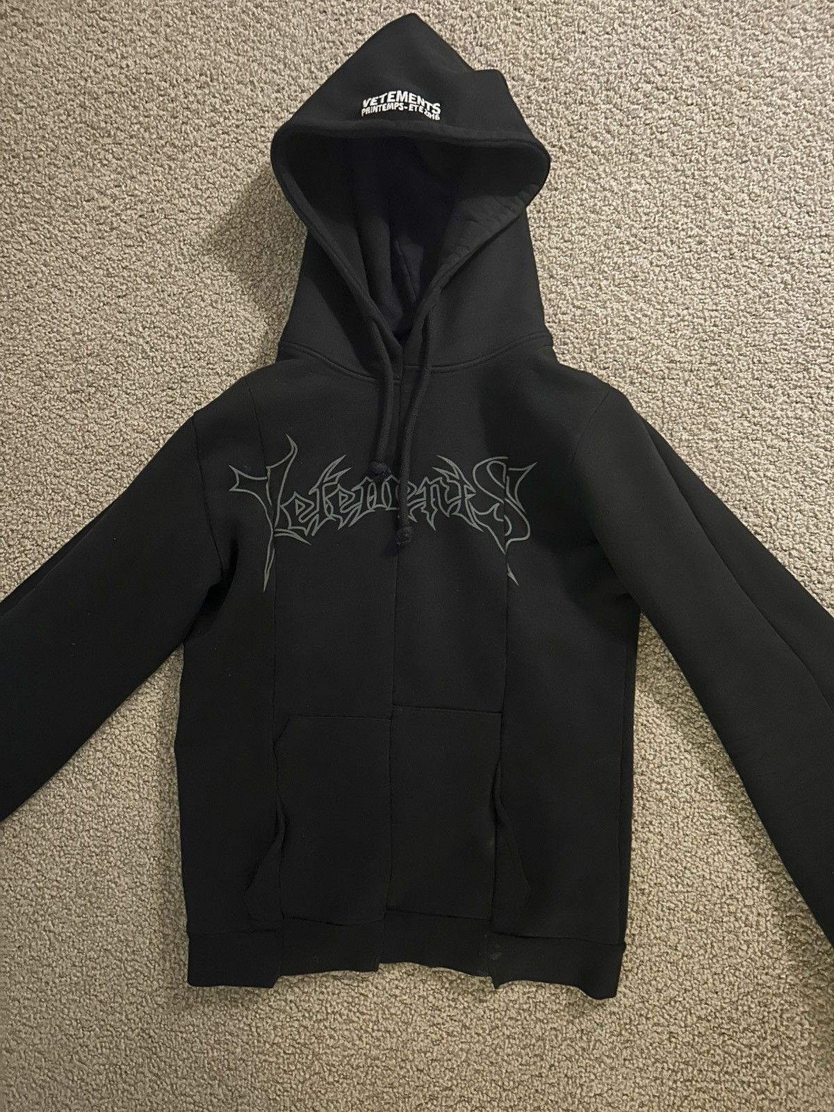 Vetements AW15 OG Metal Logo Hoodie | Grailed