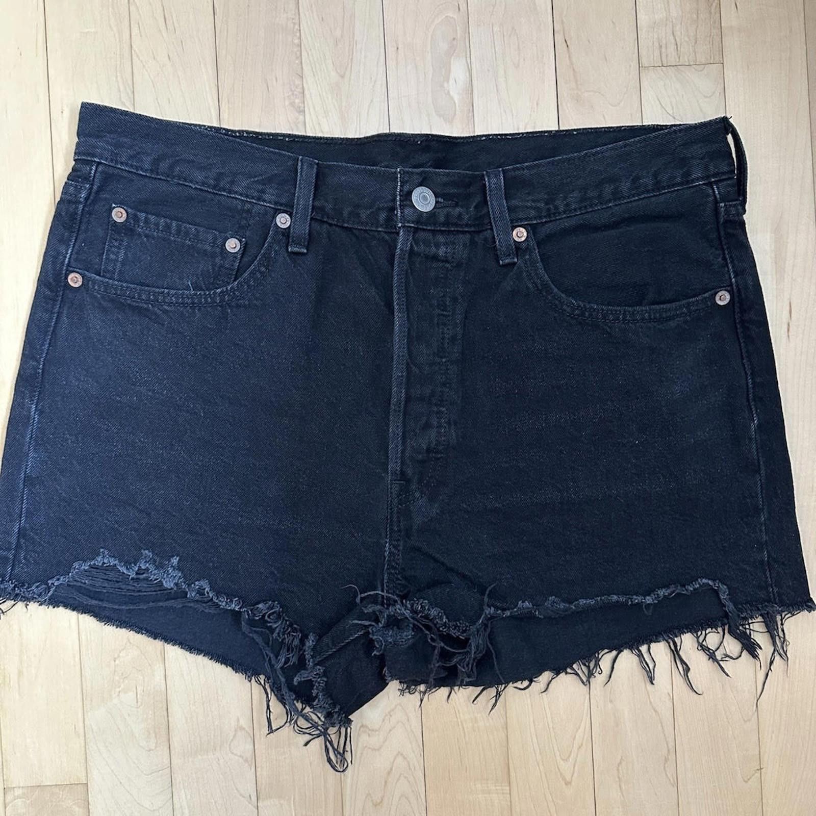 Levi's Levi’s Premium 501 Cutoff Shorts, High Rise Black, Sz 32” Size 32" / US 10 / IT 46 - 1 Thumbnail