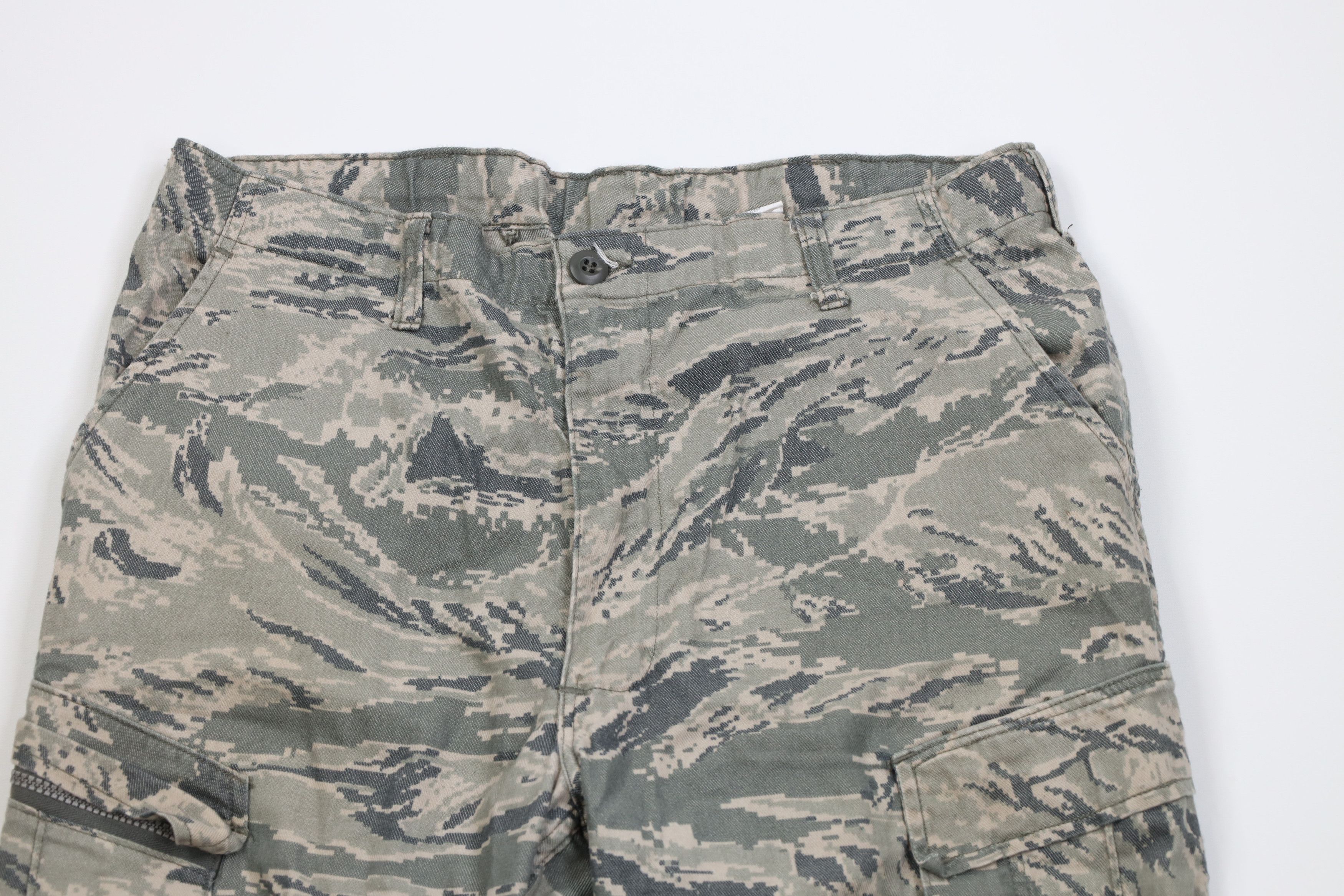 Vintage Vintage Y2K USGI Long Airmans Battle Camouflage Cargo Pants Size US 34 / EU 50 - 2 Thumbnail