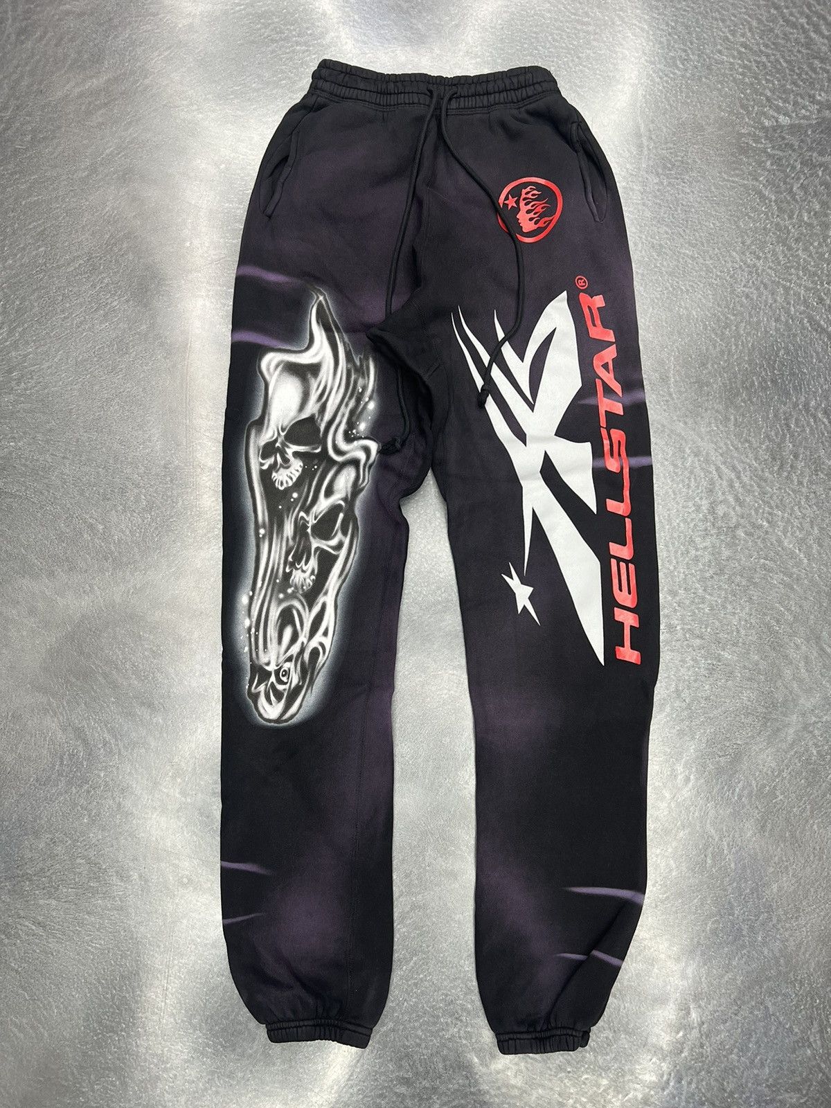 HELLSTAR Hellstar Airbrush Skull Sweatpants (Elastic) Size US 28 / EU 44 - 1 Thumbnail