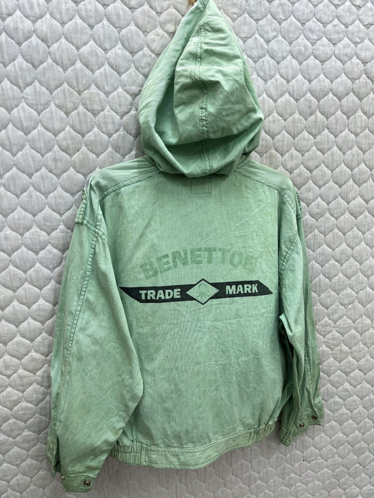 United Colors Of Benetton 🔥🔥🔥STEALS VTG BENETTON FORMULA ONE WORLD RACE CHAMPIONSHIP Size US S / EU 44-46 / 1 - 6 Thumbnail