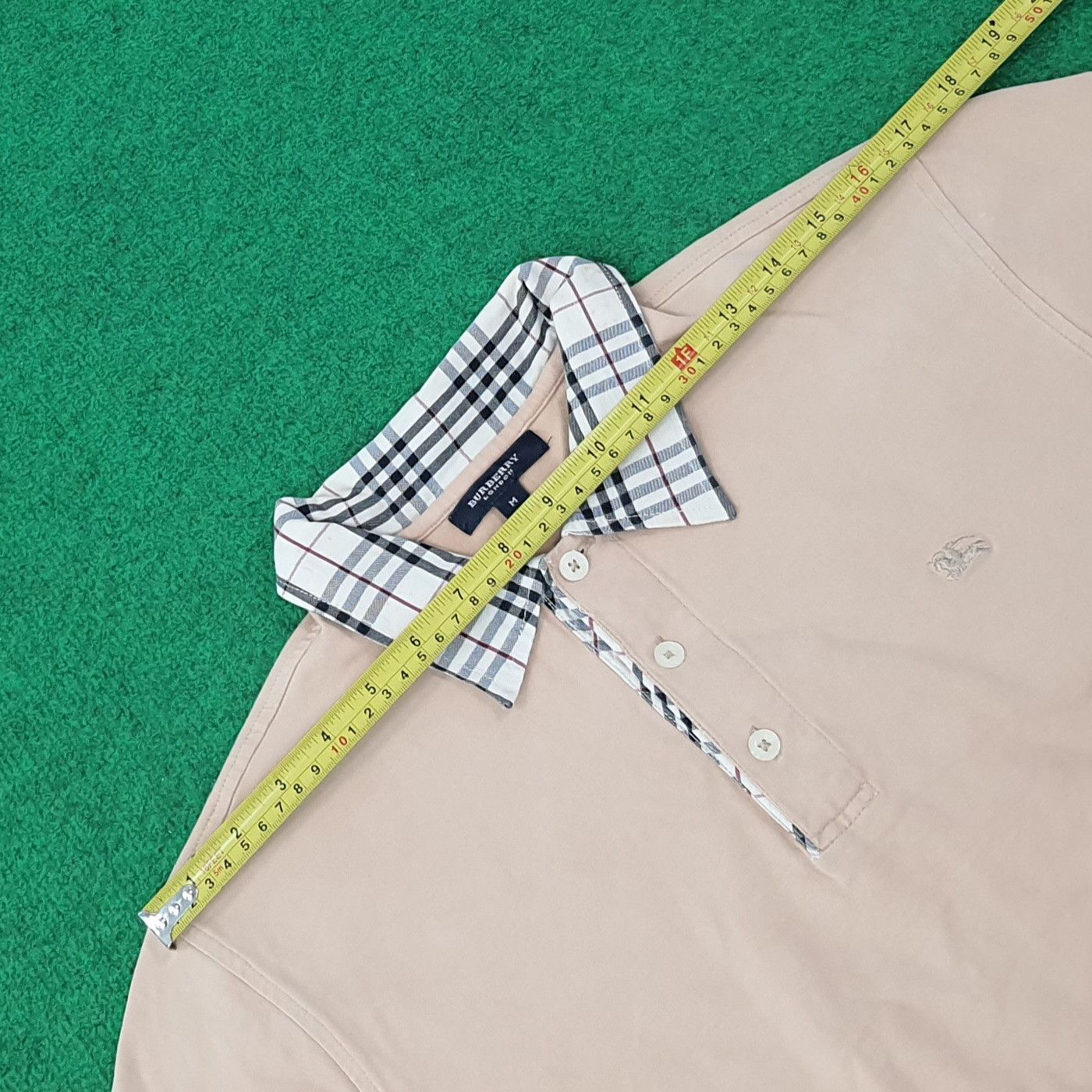 Burberry Vintage Burberry London Nova Check Polo Shirt C249N9 Size US M / EU 48-50 / 2 - 7 Thumbnail