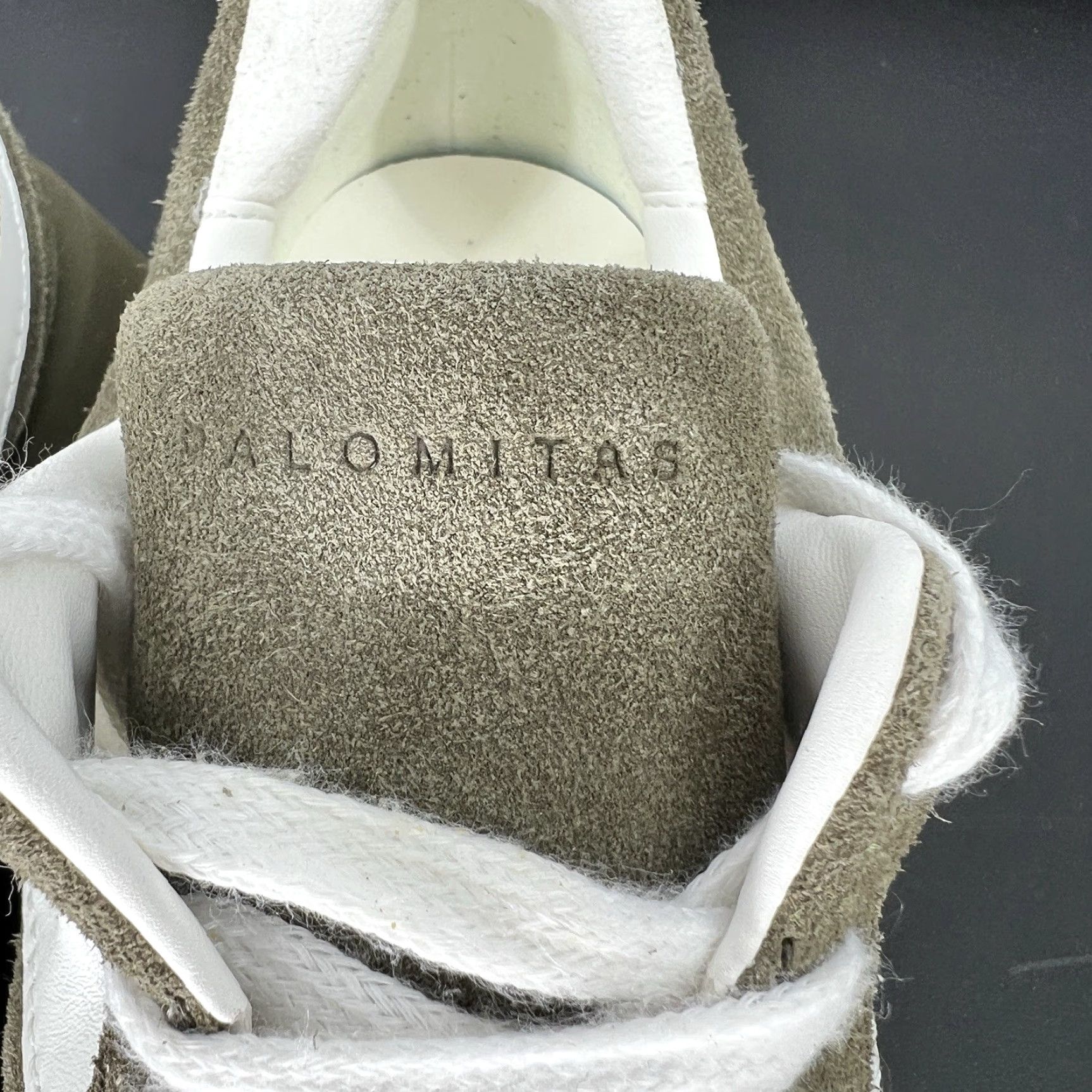 Vintage PALOMA BARCELÓ Palomitas Green Suede Sneakers Low Top 9 Women Casual Athletic Shoes Size US 9 / IT 39 - 2 Thumbnail