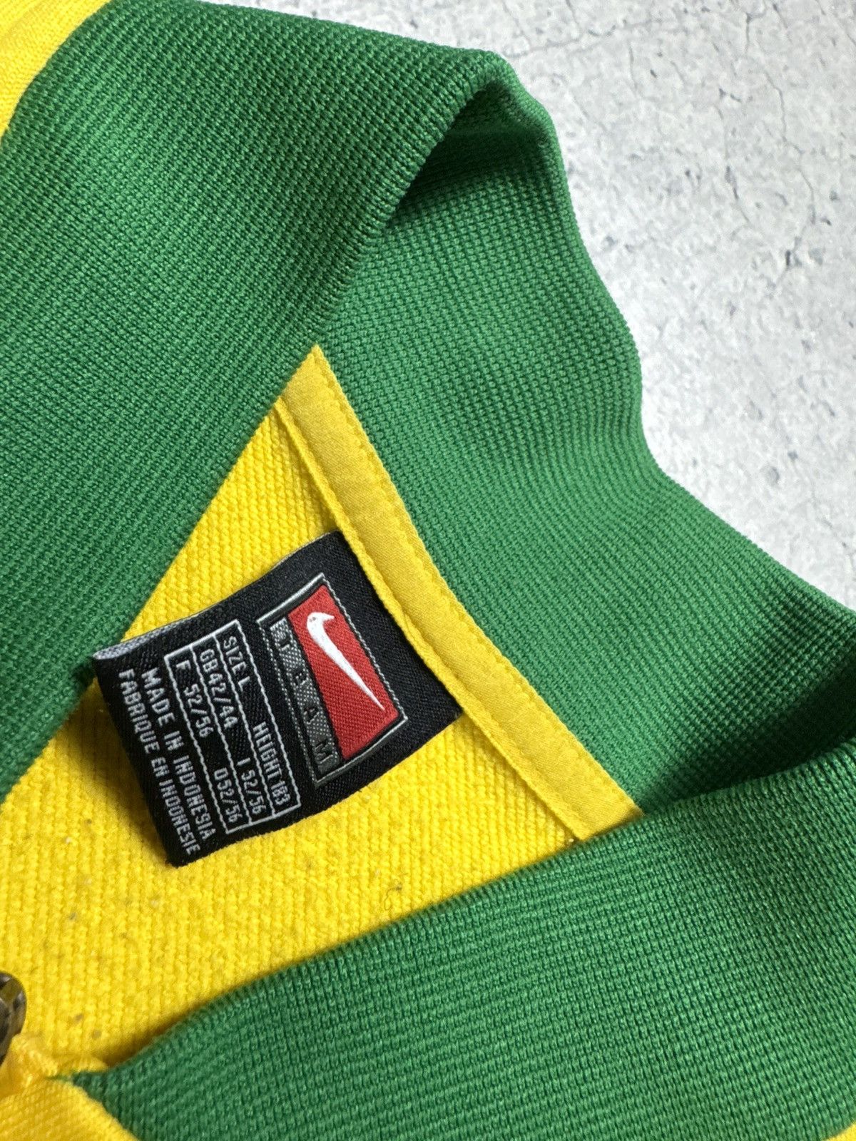 Nike Nike Brasil Vintage 90’s Football Track Jacket Soccer Size US L / EU 52-54 / 3 - 7 Thumbnail