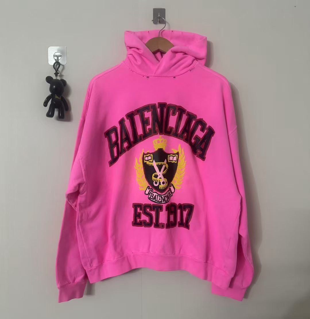Balenciaga Balenciaga Pink Hoodie S Women Size S / US 4 / IT 40 - 1 Thumbnail