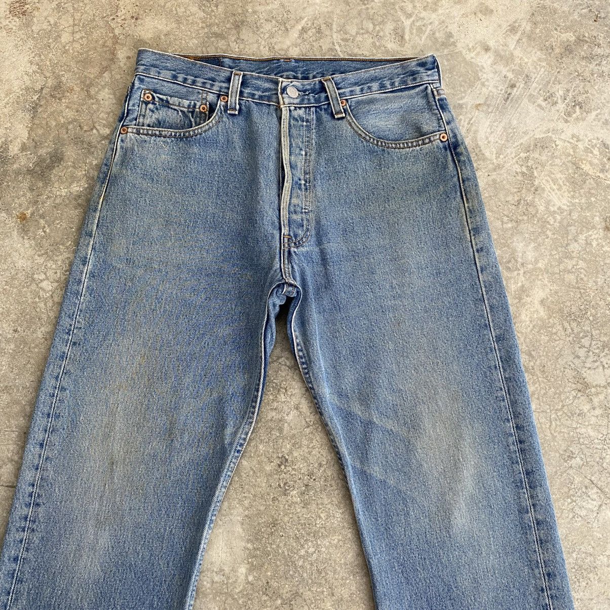 Levi's Size 31x32.5 Vintage 1997 Levis 501 Faded Blue Denim Jeans Size US 31 - 3 Thumbnail
