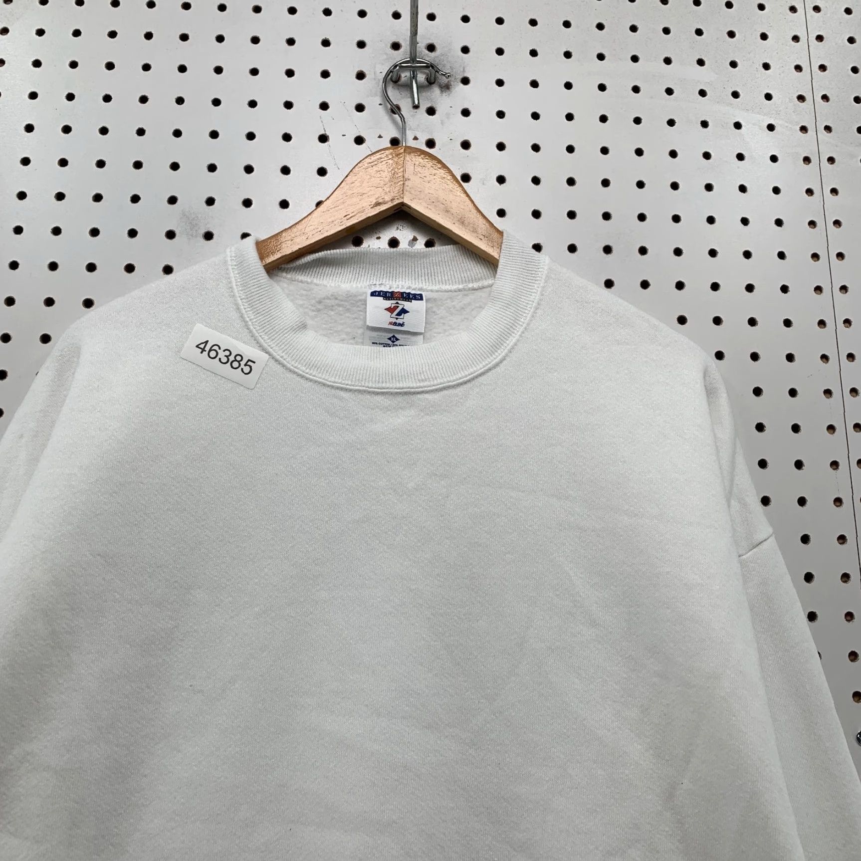 Jerzees VINTAGE Jerzees Sweatshirt Mens XL White Fleece 90s Crewneck USA Sweatshirt 90s Mens XL White Jerzees Vintage 90s Theme: 90s Size US XL / EU 56 / 4 - 6 Thumbnail