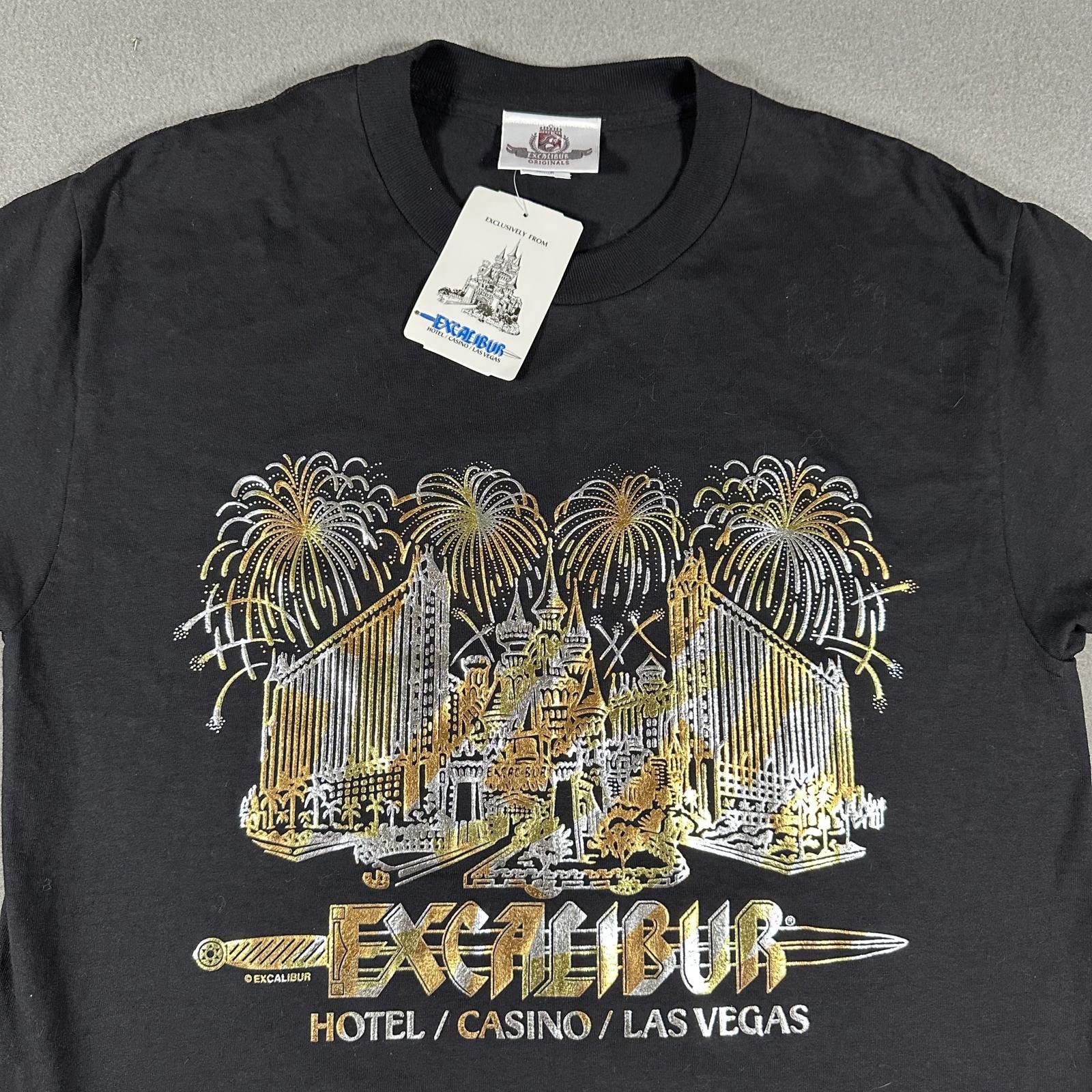 Other Vintage NWT Excalibur Vegas Textured Graphic T-shirt Black M Size US M / EU 48-50 / 2 - 3 Thumbnail