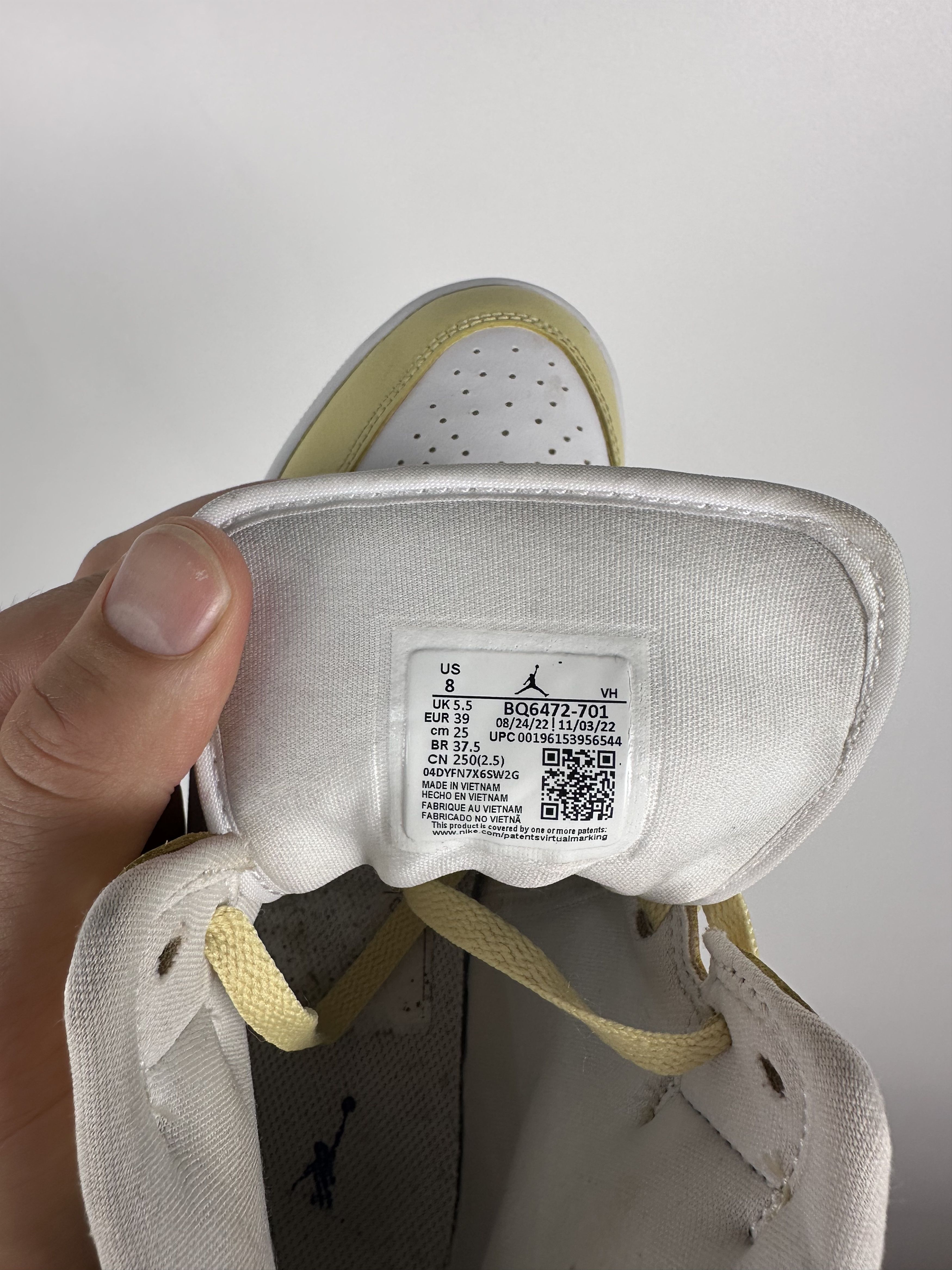 Jordan Brand Nike Air Jordan 1 Mid Shoes Lemon Wash Lapis Size US8 Size US 8 / IT 38 - 10 Thumbnail
