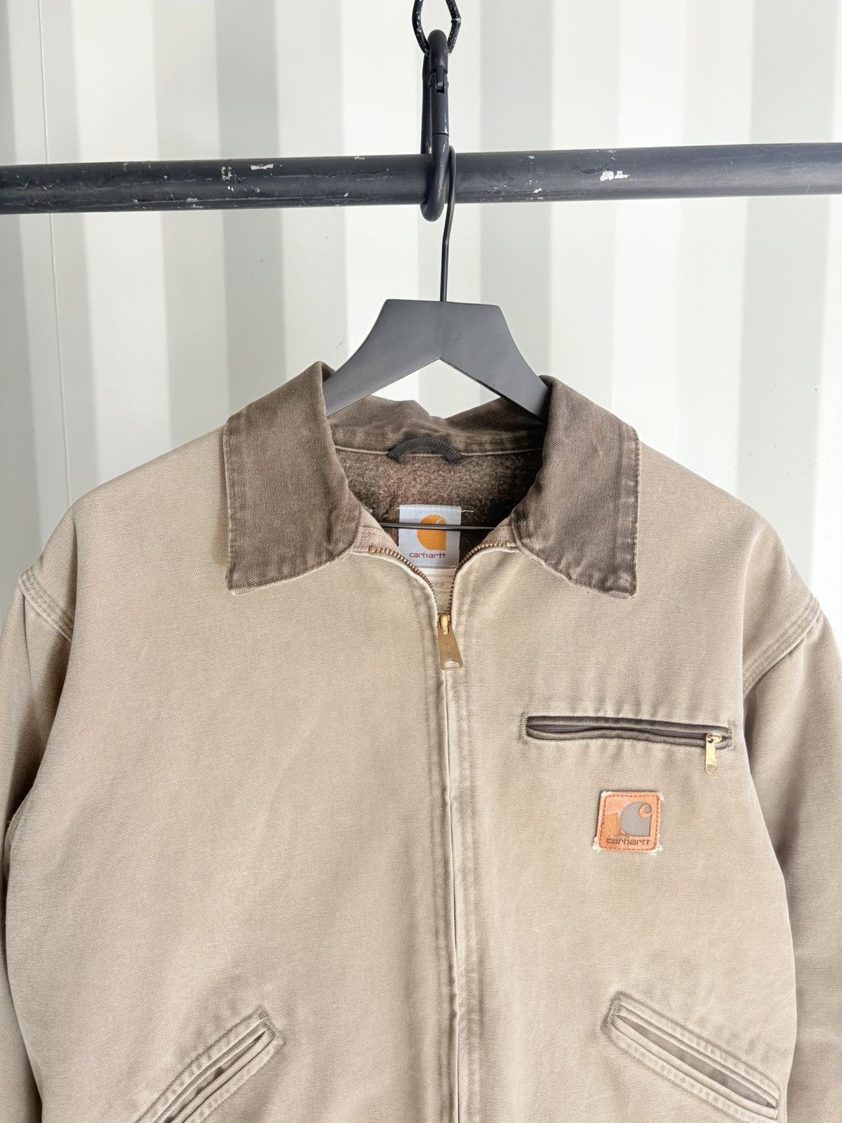 Carhartt Vintage Carhartt Detroit Faded Thrashed Jacket GRUNGE Size US L / EU 52-54 / 3 - 3 Thumbnail
