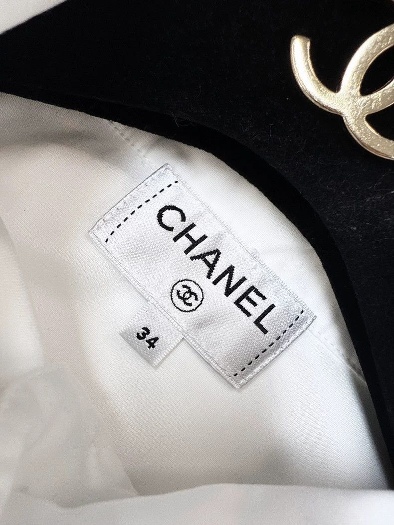 Chanel Chanel White Bow Tie Collar Shirt Size M / US 6-8 / IT 42-44 - 6 Thumbnail