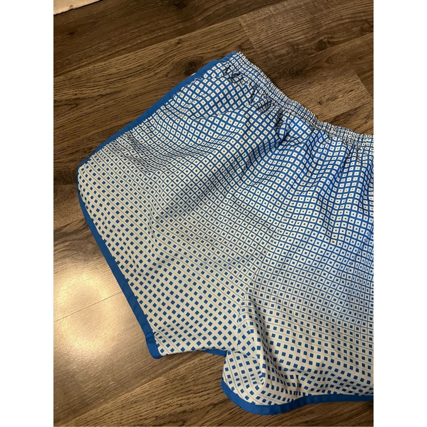 Nike Nike Blue And White Patterned Dri-Fit Shorts Woman’s Size Me Size 28" / US 6 / IT 42 - 9 Thumbnail