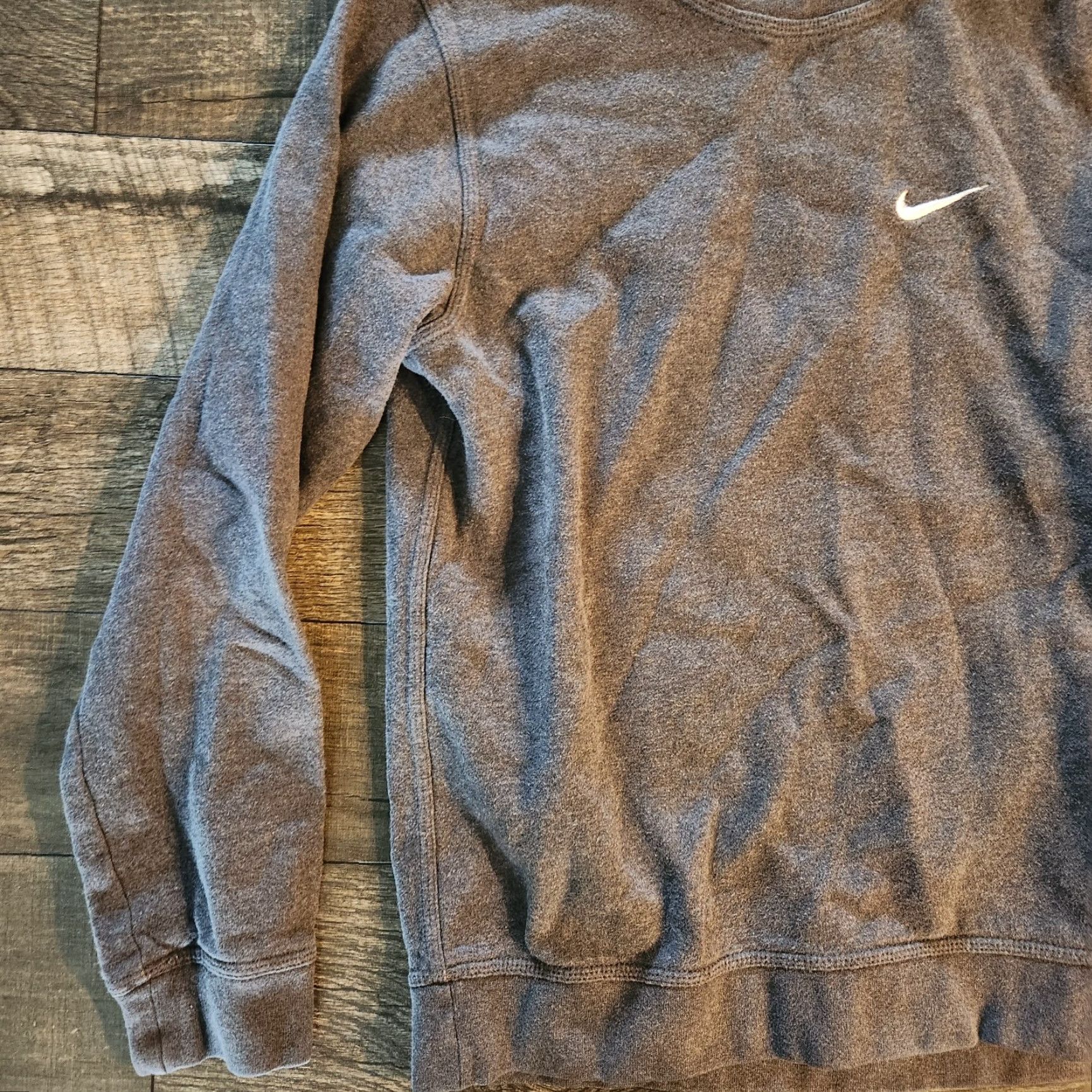 Nike VINTAGE Nike Sweatshirt Crewneck Pullover Gray Swoosh Blue Tag Men’s M Regular Shirt? Size US M / EU 48-50 / 2 - 6 Thumbnail