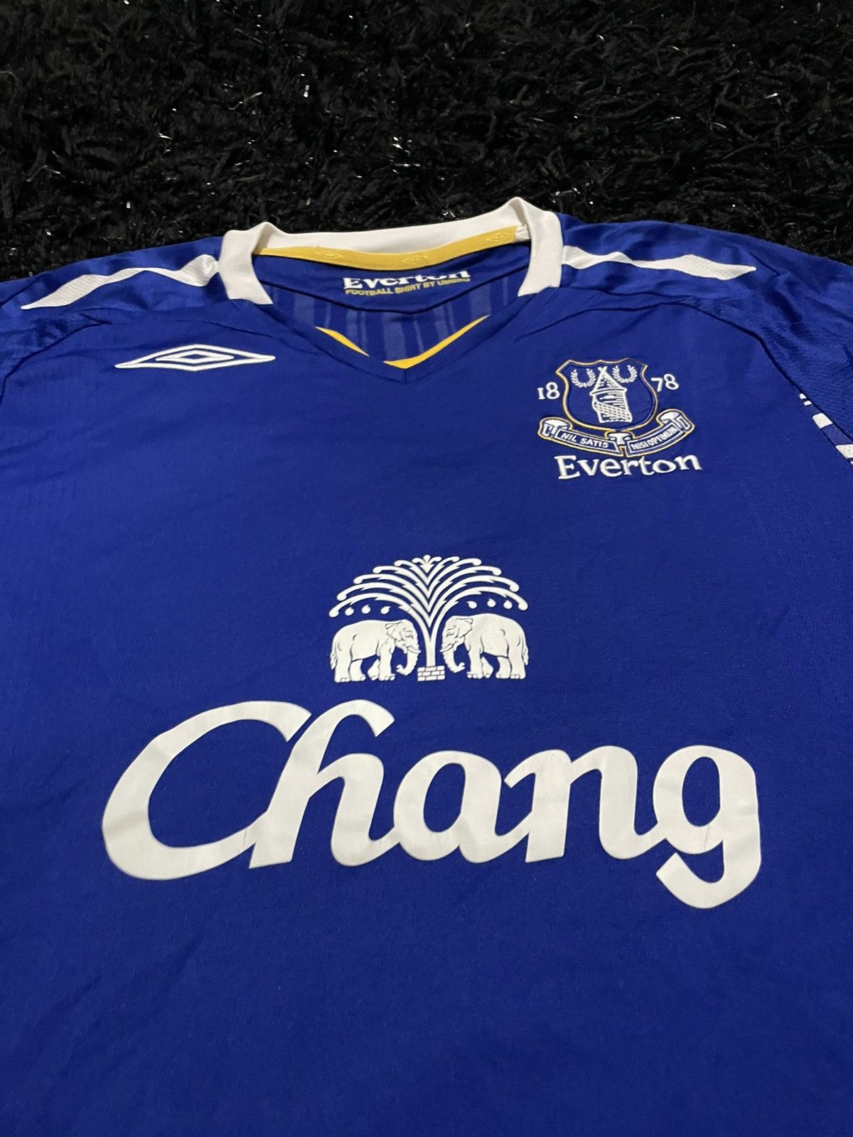 Umbro Everton home player issue Mikel Arteta Jersey Umbro sz 38 Size US M / EU 48-50 / 2 - 5 Thumbnail