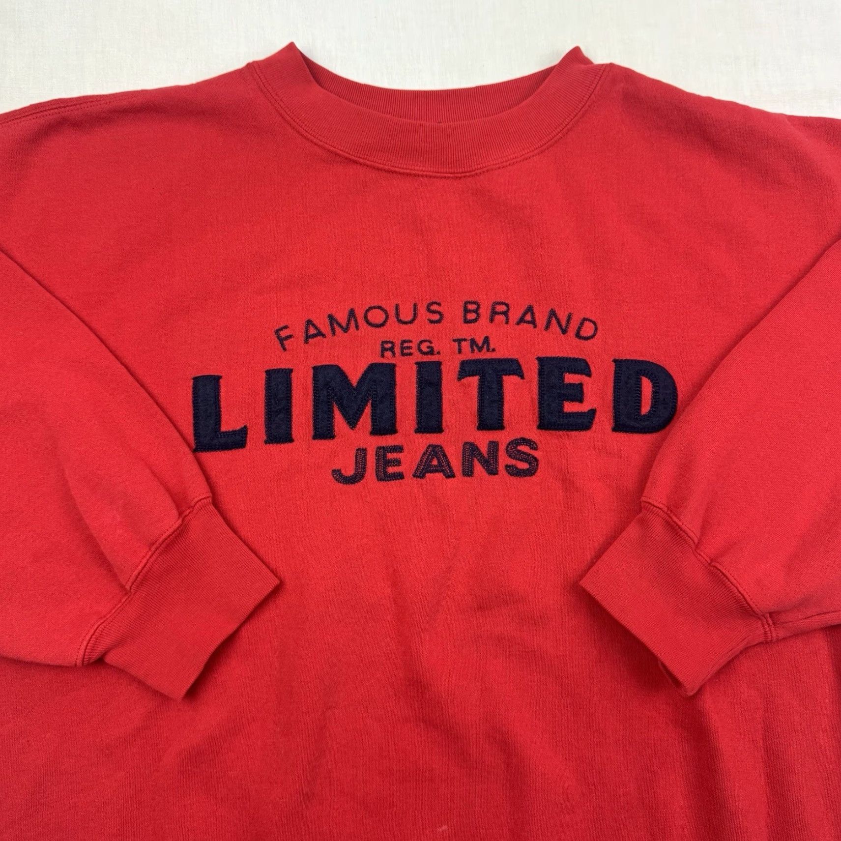 Vintage VINTAGE Limited Jeans Sweatshirt Womens Large Crewneck Embroidery Hipster 90s Red Pullover) Size L / US 10 / IT 46 - 2 Thumbnail