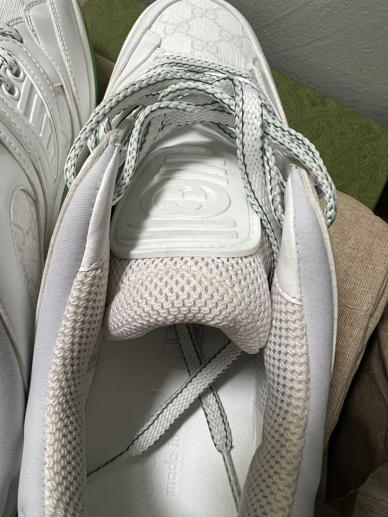 Gucci MEN Gucci Basket Low White Demetra Green Size US 12 / EU 45 - 2 Thumbnail