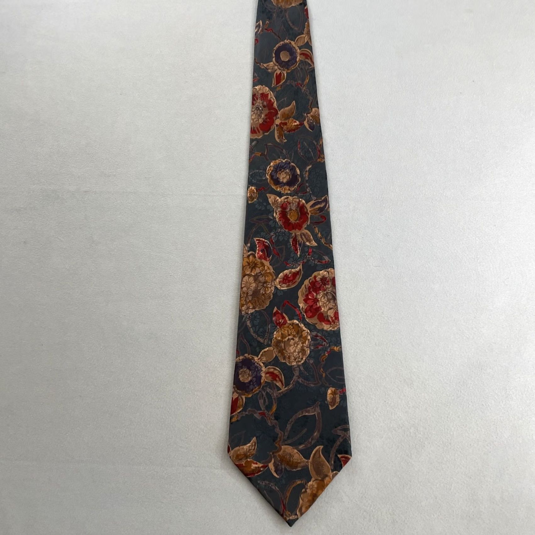 Vintage vtg 90s Silk Tie Hand Made Shiny Foulard Baroque Mob Boss Floral Blue Cream 4x58 Necktie Mens Vintage Designer Silk Capstone Size ONE SIZE - 4 Thumbnail
