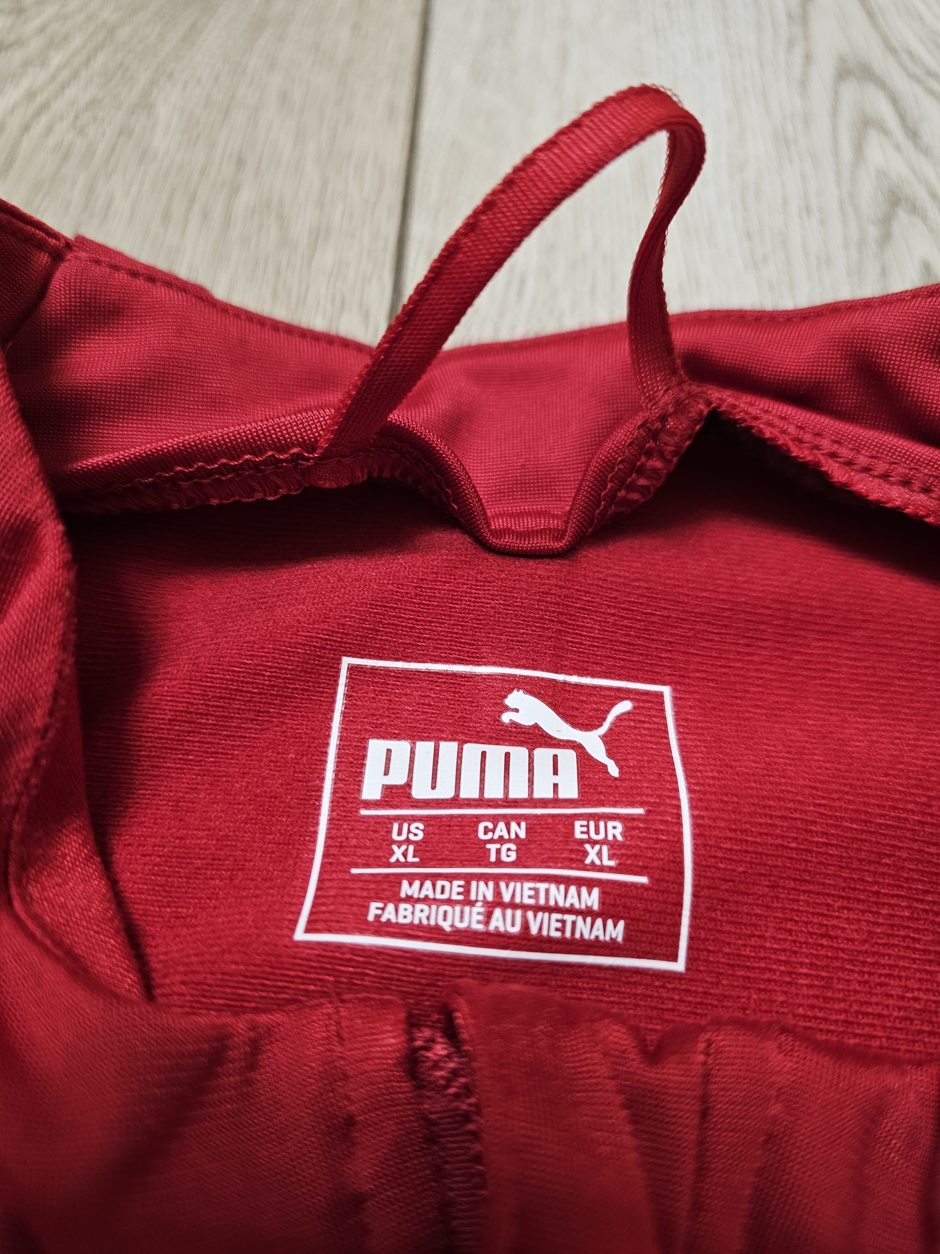 Puma AC MILAN 2018 2019 TRAINING FOOTBALL JACKET SOCCER JACKET Size US XL / EU 56 / 4 - 7 Thumbnail