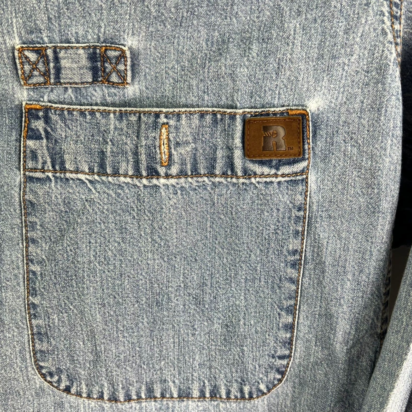 Wrangler VINTAGE Wrangler Riggs Denim Button-Down Shirt Mens XL Blue Long Sleeve Regular Fit 34in Size US XL / EU 56 / 4 - 2 Thumbnail