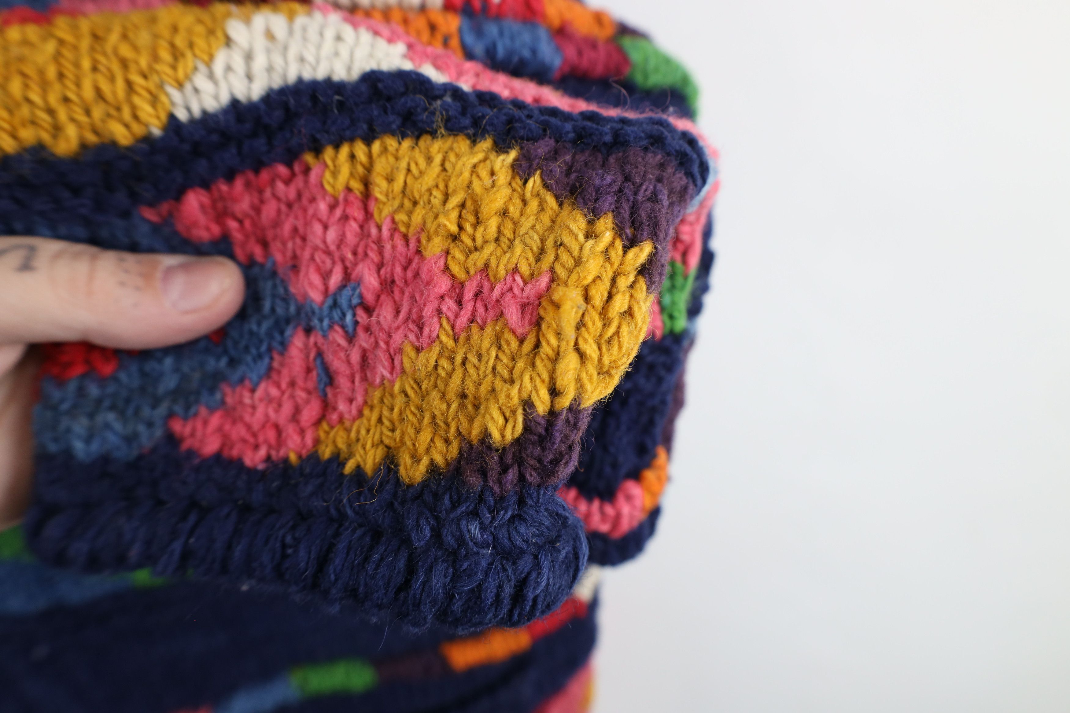 Vintage Vintage 90s Streetwear Hand Knit Rainbow Cardigan Sweater Size ONE SIZE - 6 Thumbnail