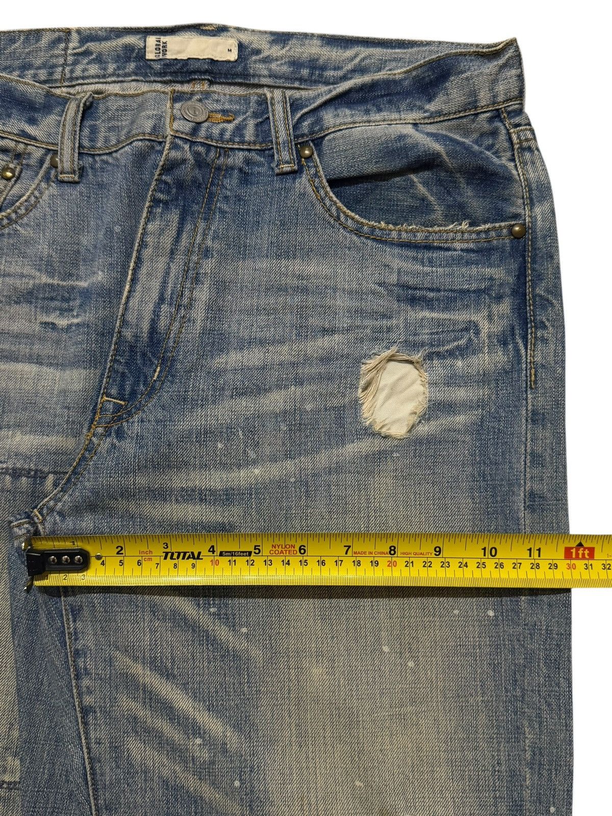 Global Work Vintage 90s Global Work Blue Faded Wash Whiskers Distressed Size US 31 - 13 Thumbnail