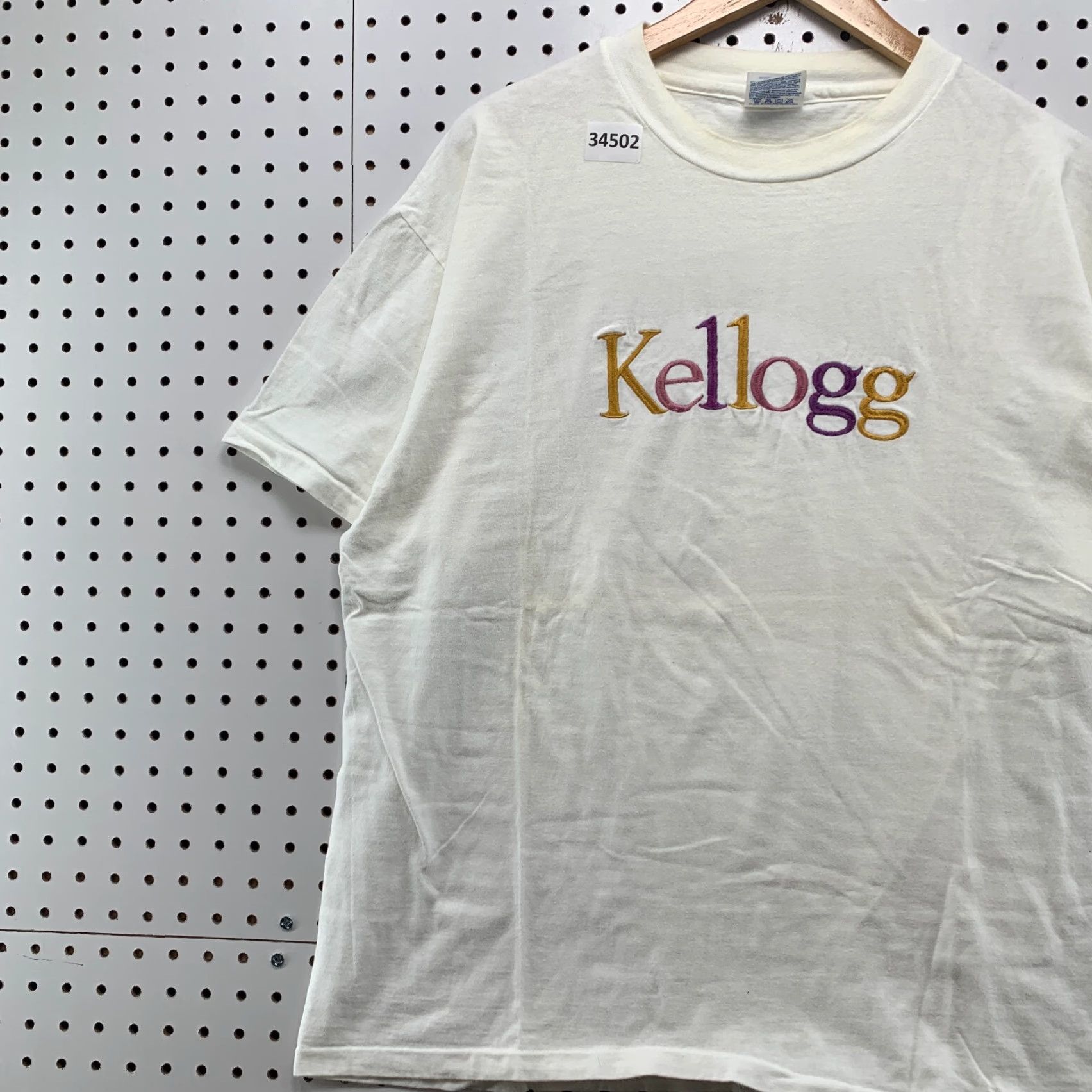 Hanes VINTAGE Kellogg Shirt Mens XL White Embroidered Single Stitch 23.5x27 T-Shirt Crew Neck Short Sleeve Size US XL / EU 56 / 4 - 3 Thumbnail