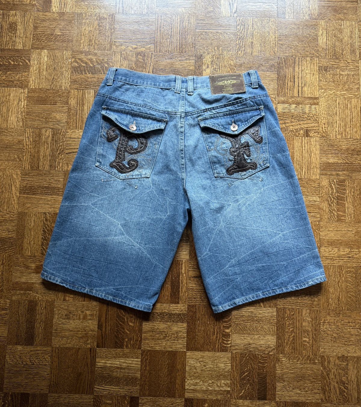 Phat Farm Vintage Y2K Phat Farm Baggy Embroidered Denim Shorts Size US 36 / EU 52 - 1 Thumbnail