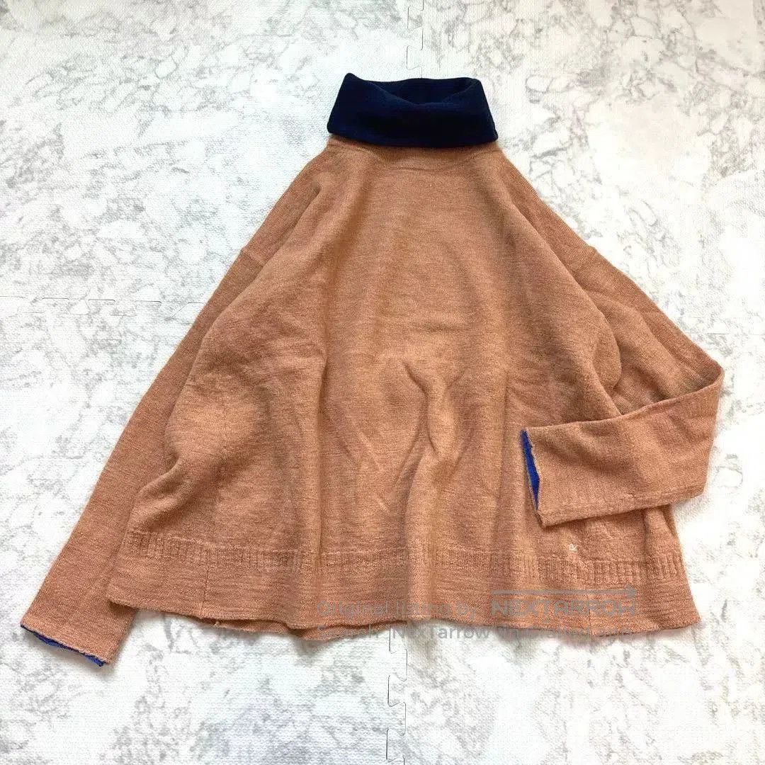 Brown Wool Cashmere Turtleneck Sweater.