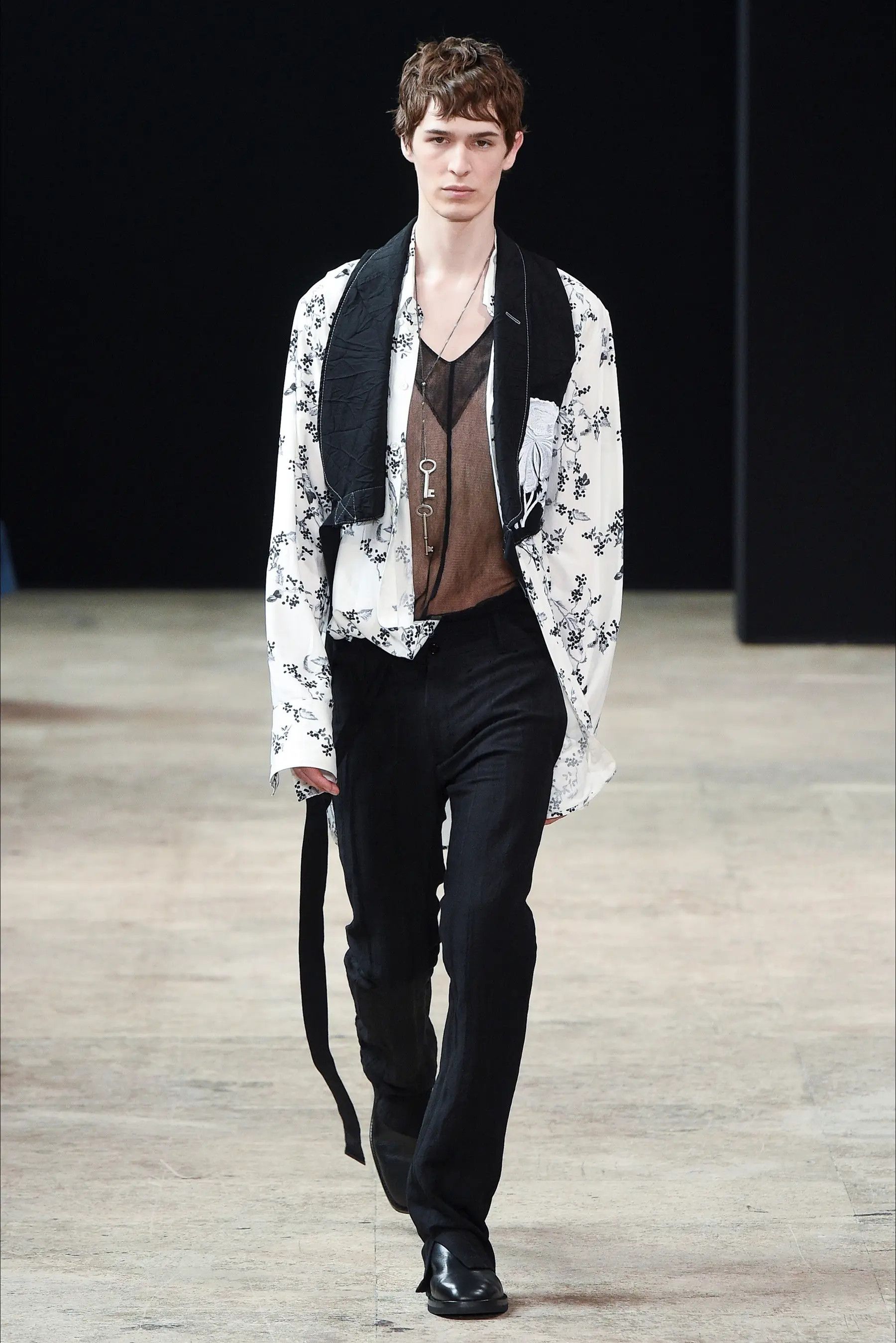 Ann Demeulemeester S/S18 Victoria Blossom Shirt Size US S / EU 44-46 / 1 - 5 Thumbnail