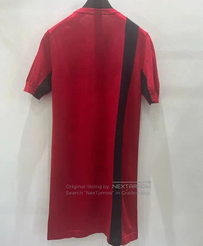 Louis Vuitton Louis Vuitton Red Silk Short Sleeve Dress . Size M / US 6-8 / IT 42-44 - 1 Thumbnail