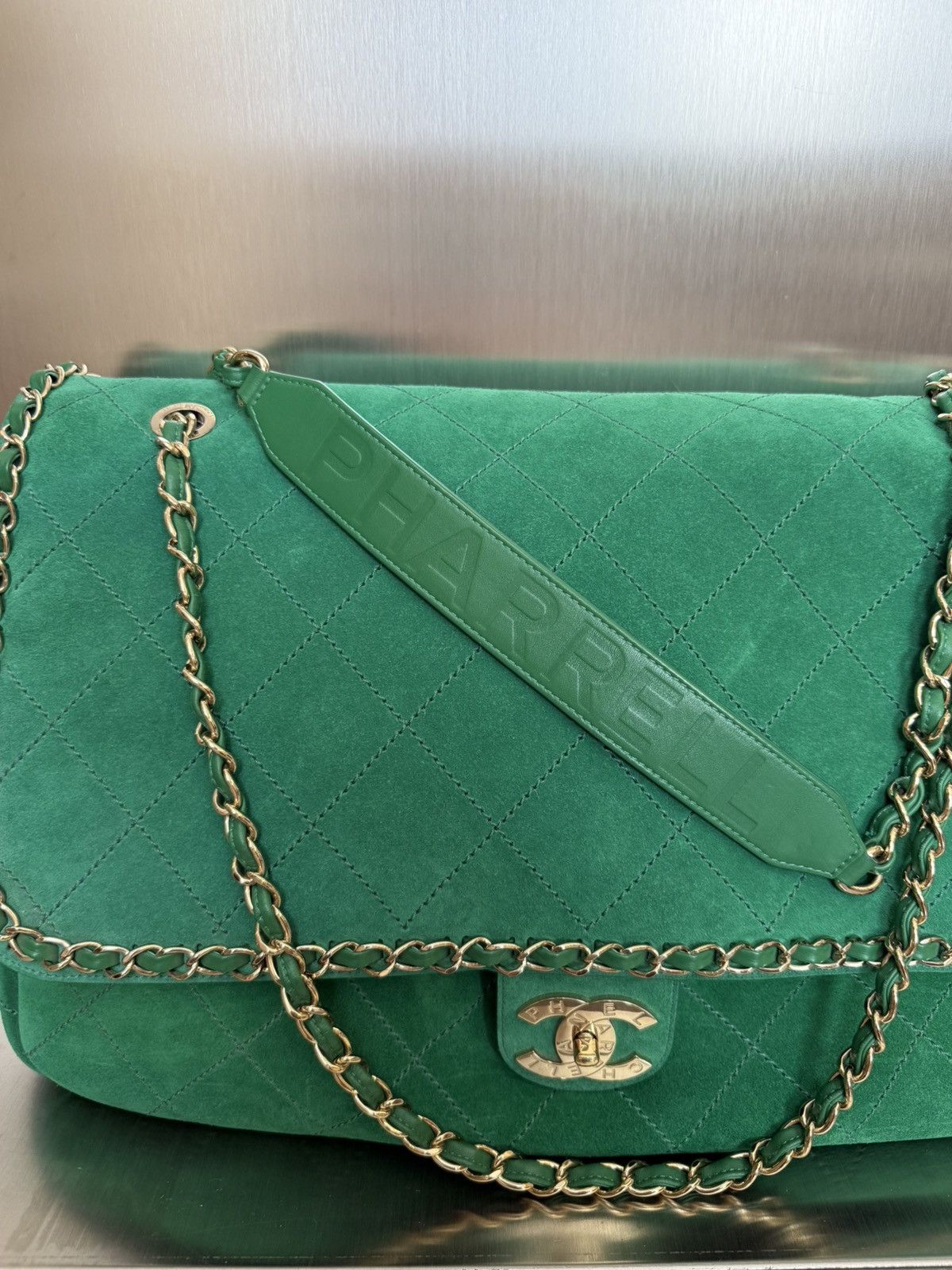 Chanel Chanel X Pharrell Williams XXL Suede Flap Bag Green Size ONE SIZE - 4 Thumbnail