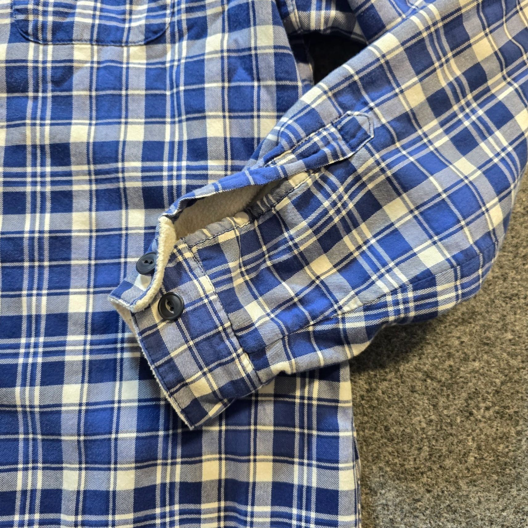 Vintage LL Bean Top Womens Size Medium Blue Plaid Fleece Lined Flannel Button Up Casual Shirt Mens? Size M / US 6-8 / IT 42-44 - 4 Thumbnail